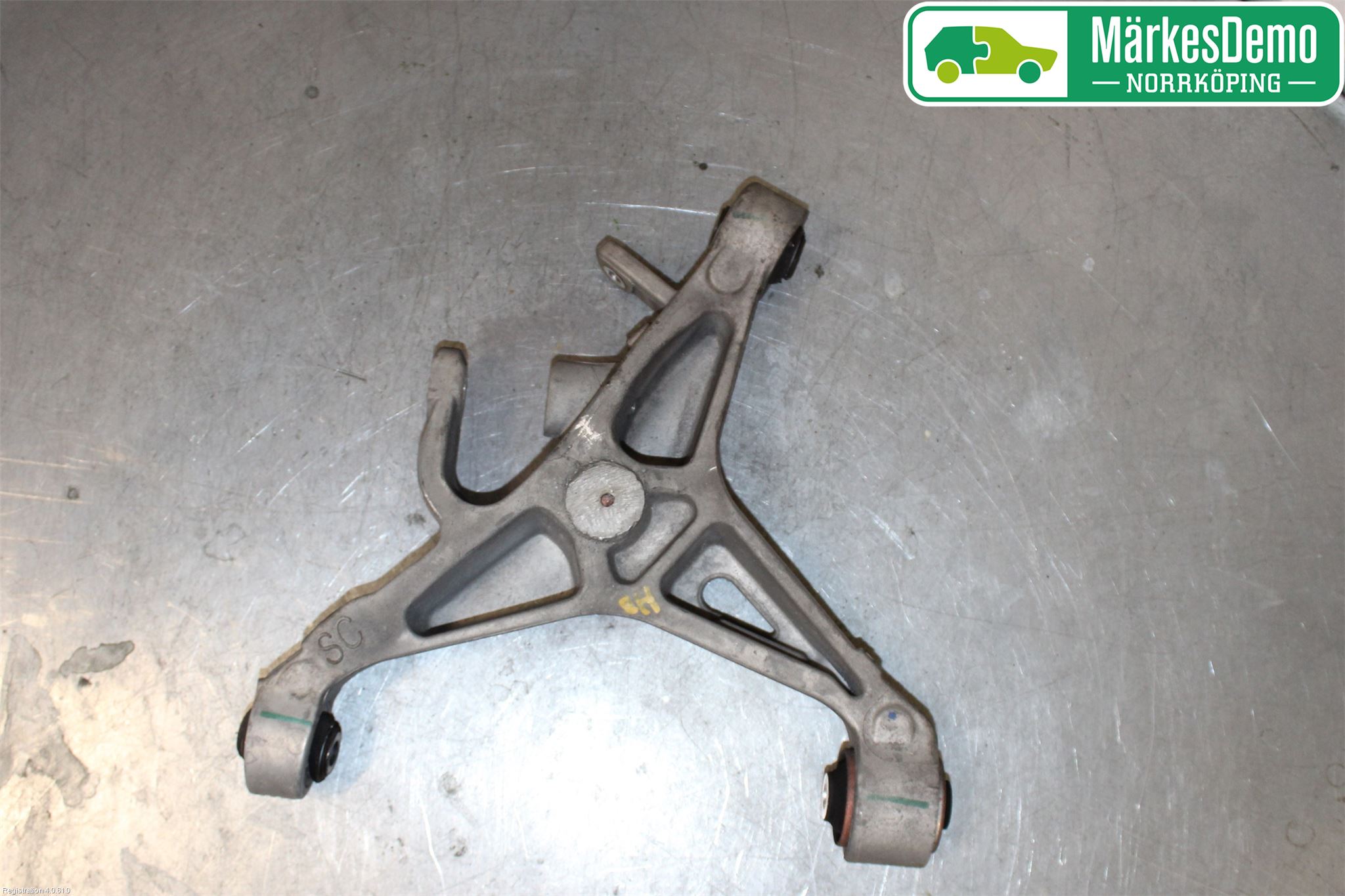 Jaguar F-TYPE Bärarm Bak Höger