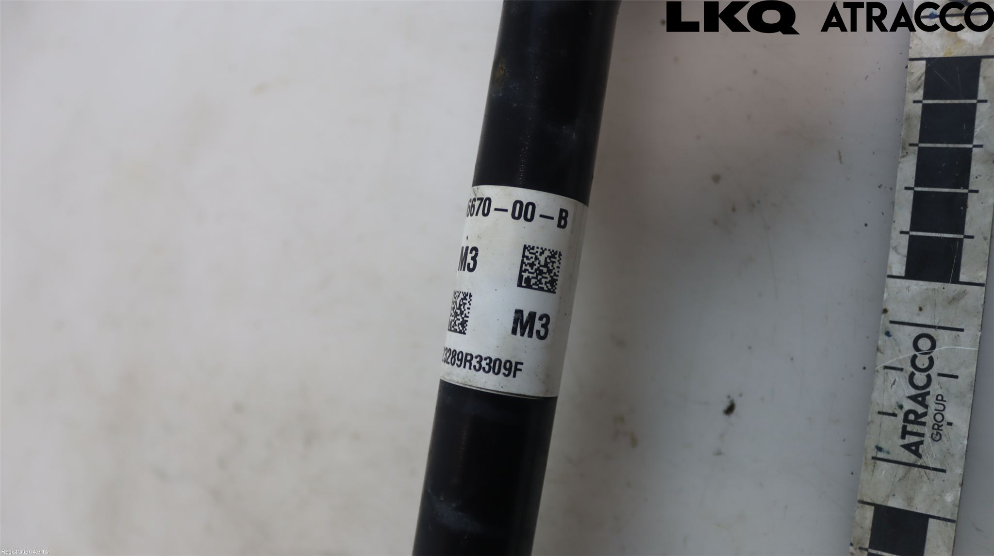 Tesla MODEL 3 17- Drivaxel Fram Höger