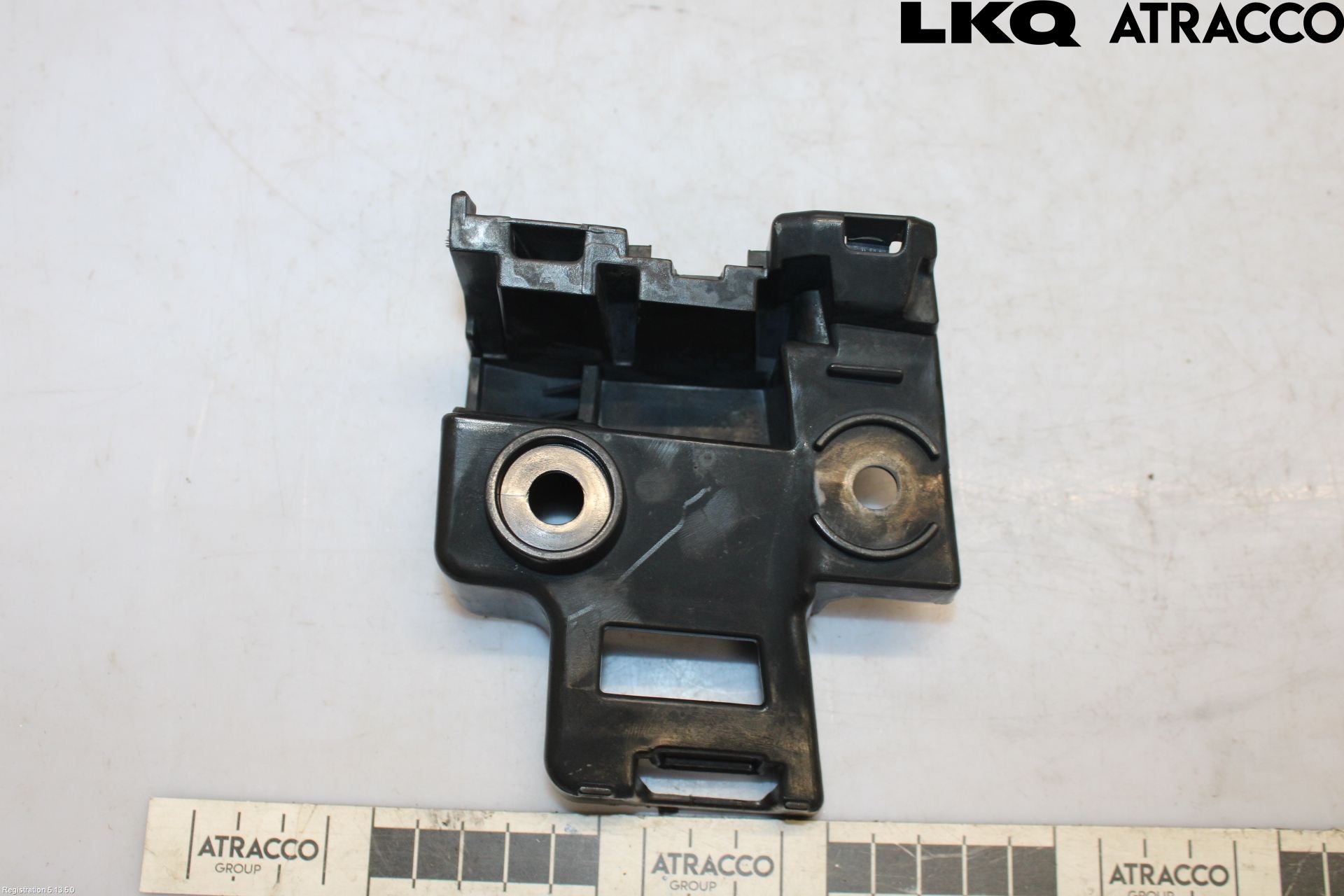 Volkswagen VW GOLF VI 09-13 Stötfångarfäste Bak Hö