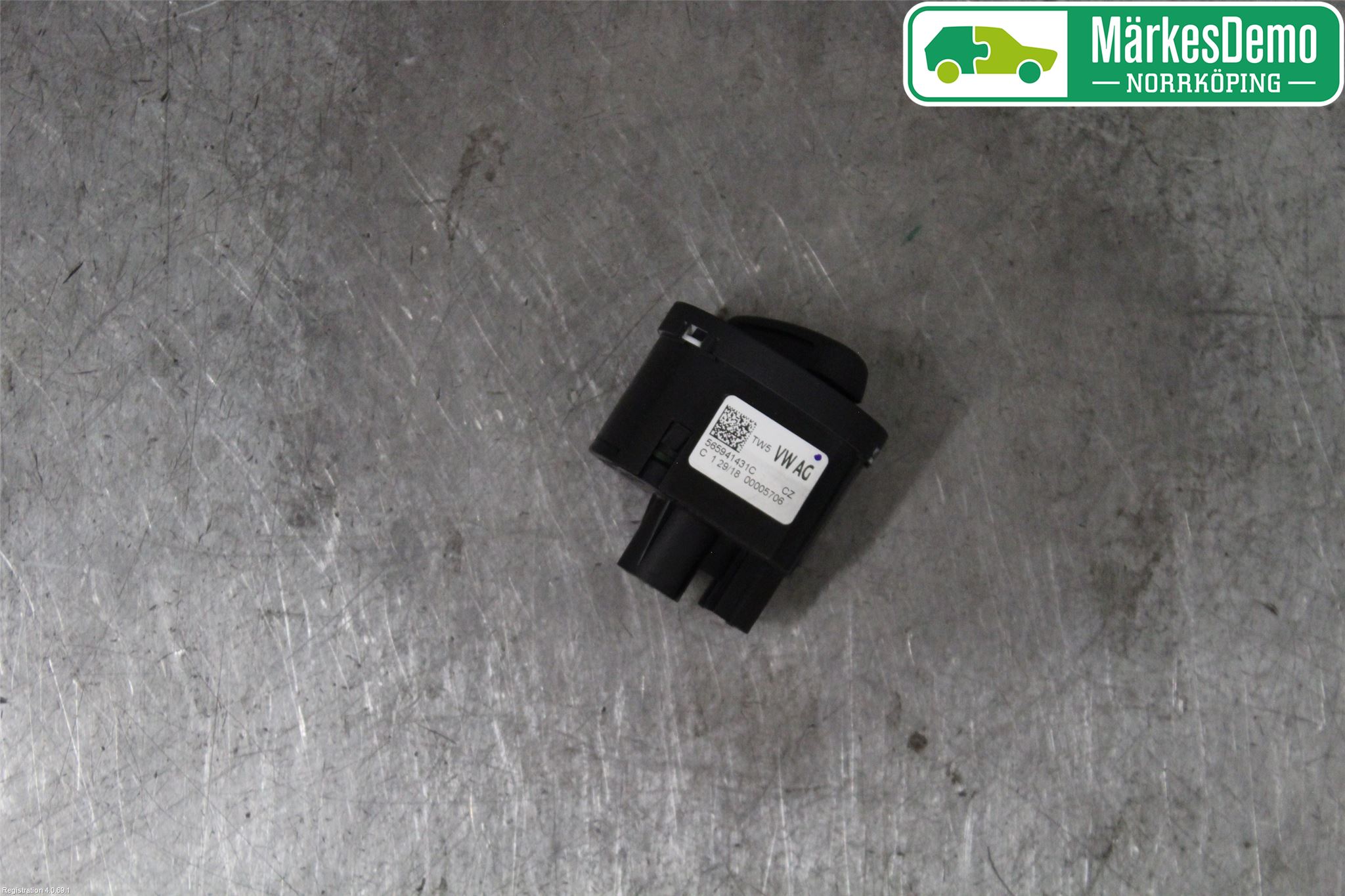 Skoda KAROQ 18- Strömställare Ljus