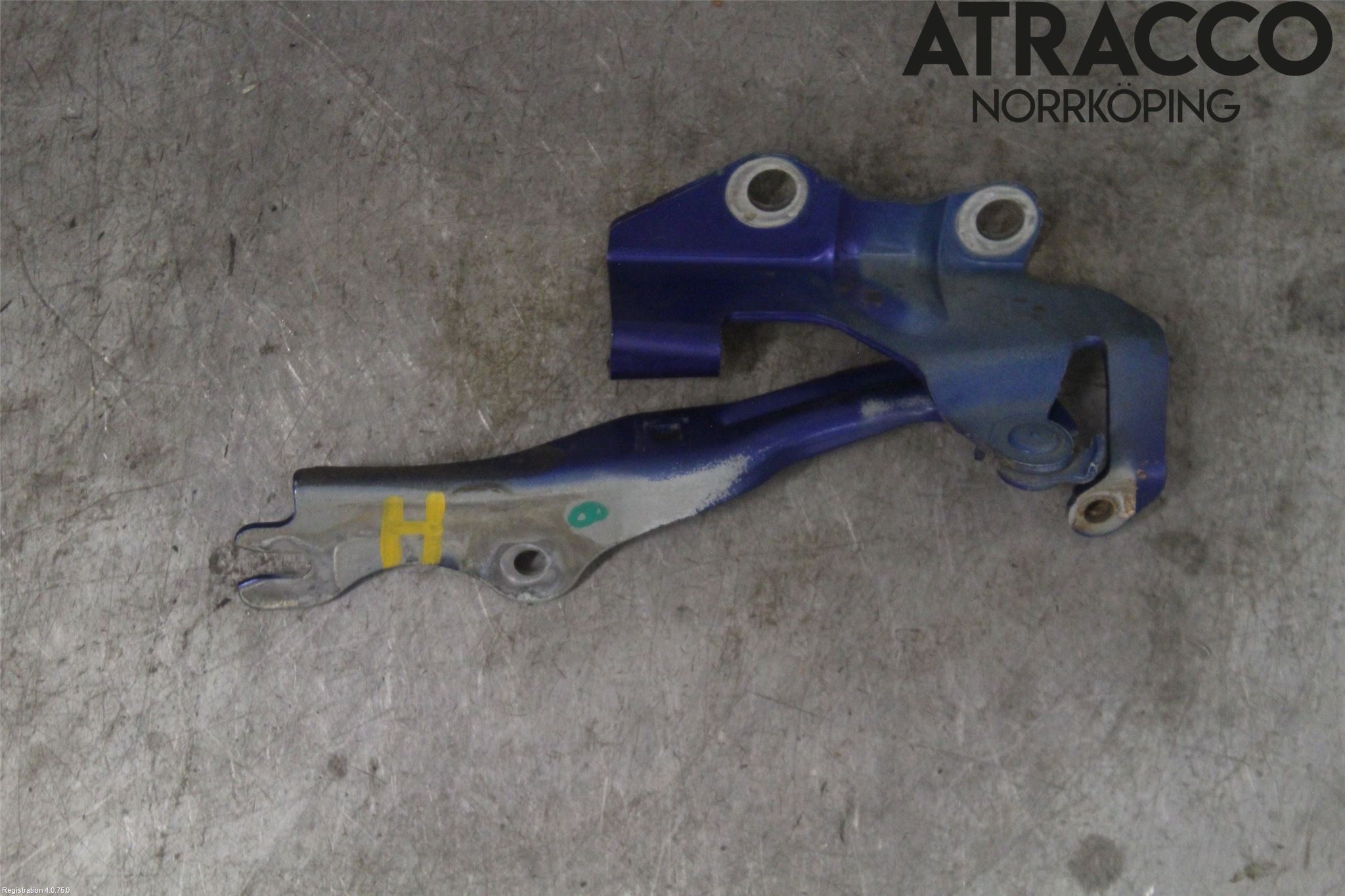 Mazda 3 I 07-08 Huvgångjärn