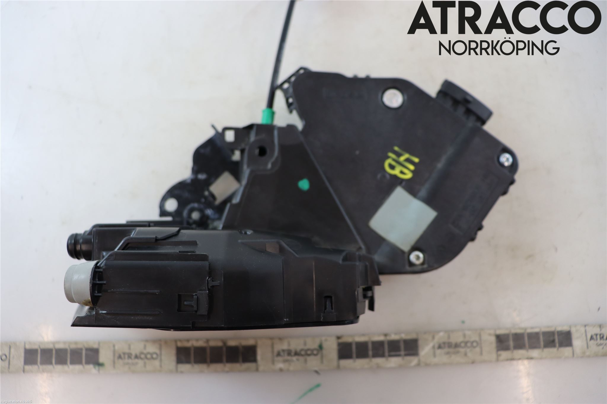 Jaguar F-PACE Låskista-Dörrlås