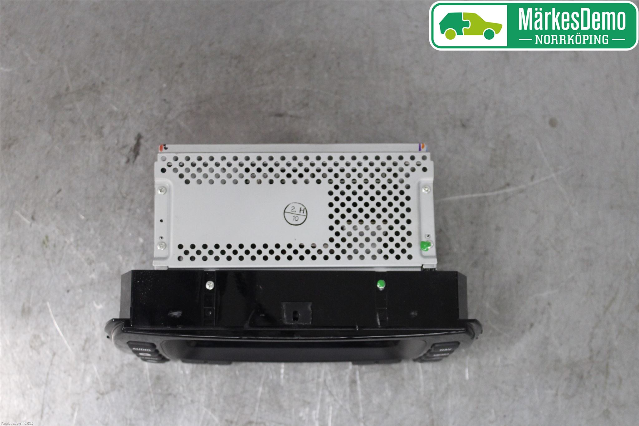 Jaguar XJ X350        03-09 Cd Radio - Multimediapanel
