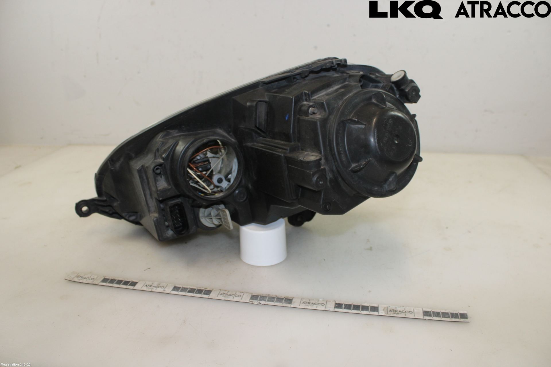 Volkswagen VW GOLF V 04-09 Strålkastare Höger