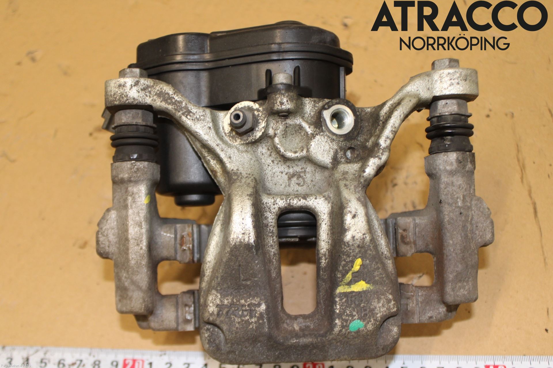 Toyota COROLLA 19- Bromsok Bak Vänster