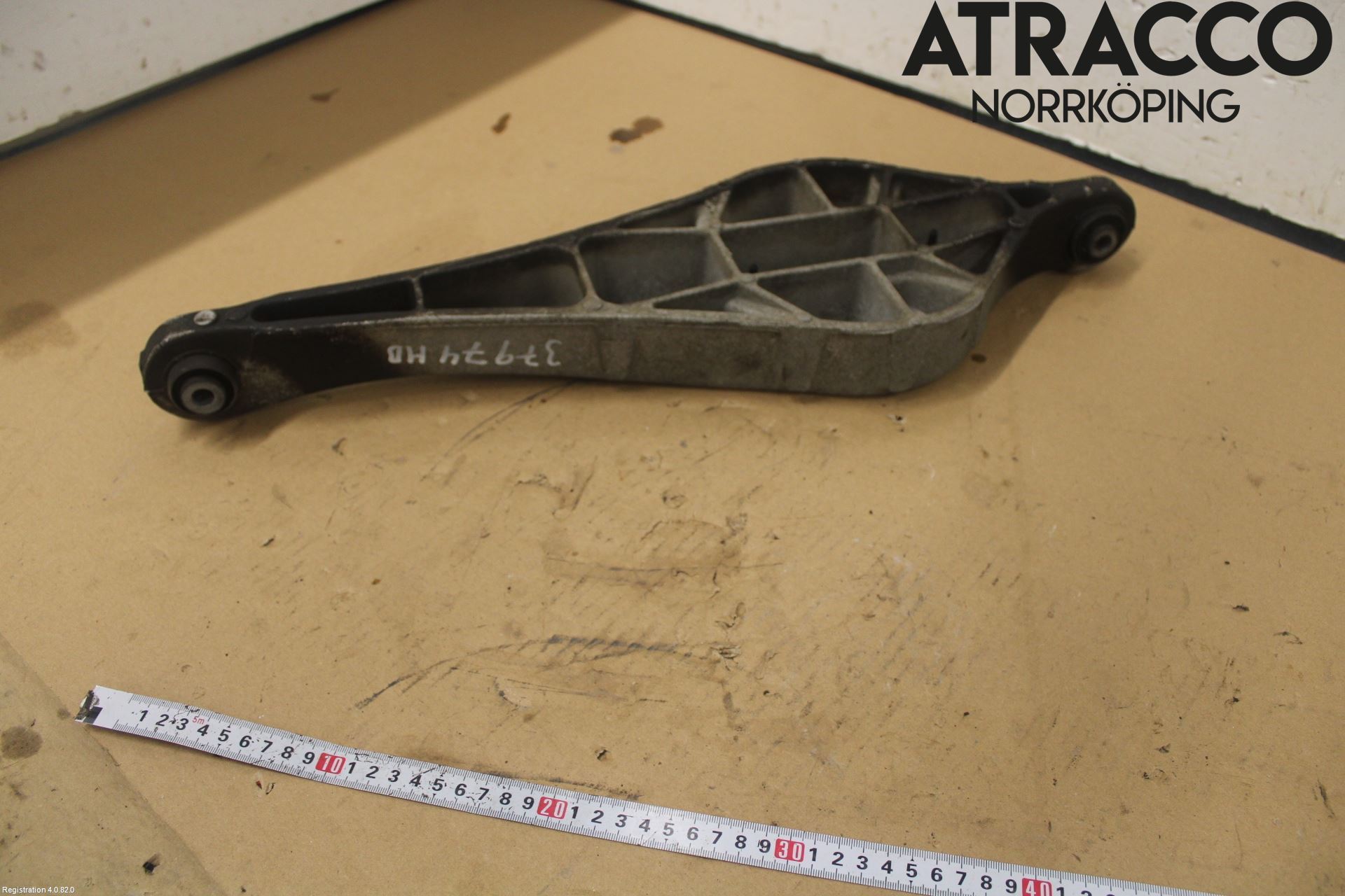 Volvo XC70 14-16 Bärarm Bak Höger