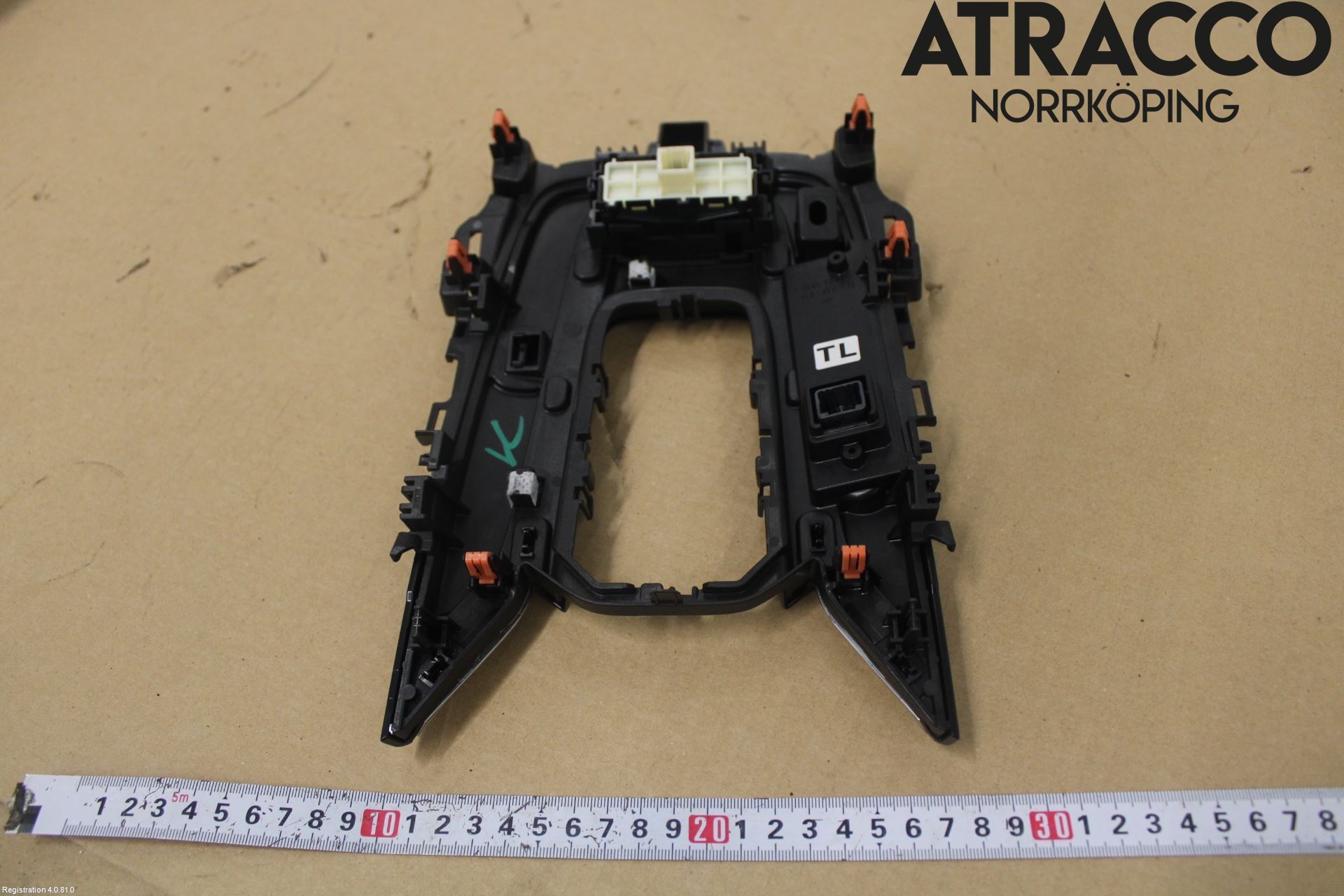 Toyota COROLLA 19- Inredning Sarg Växelspak