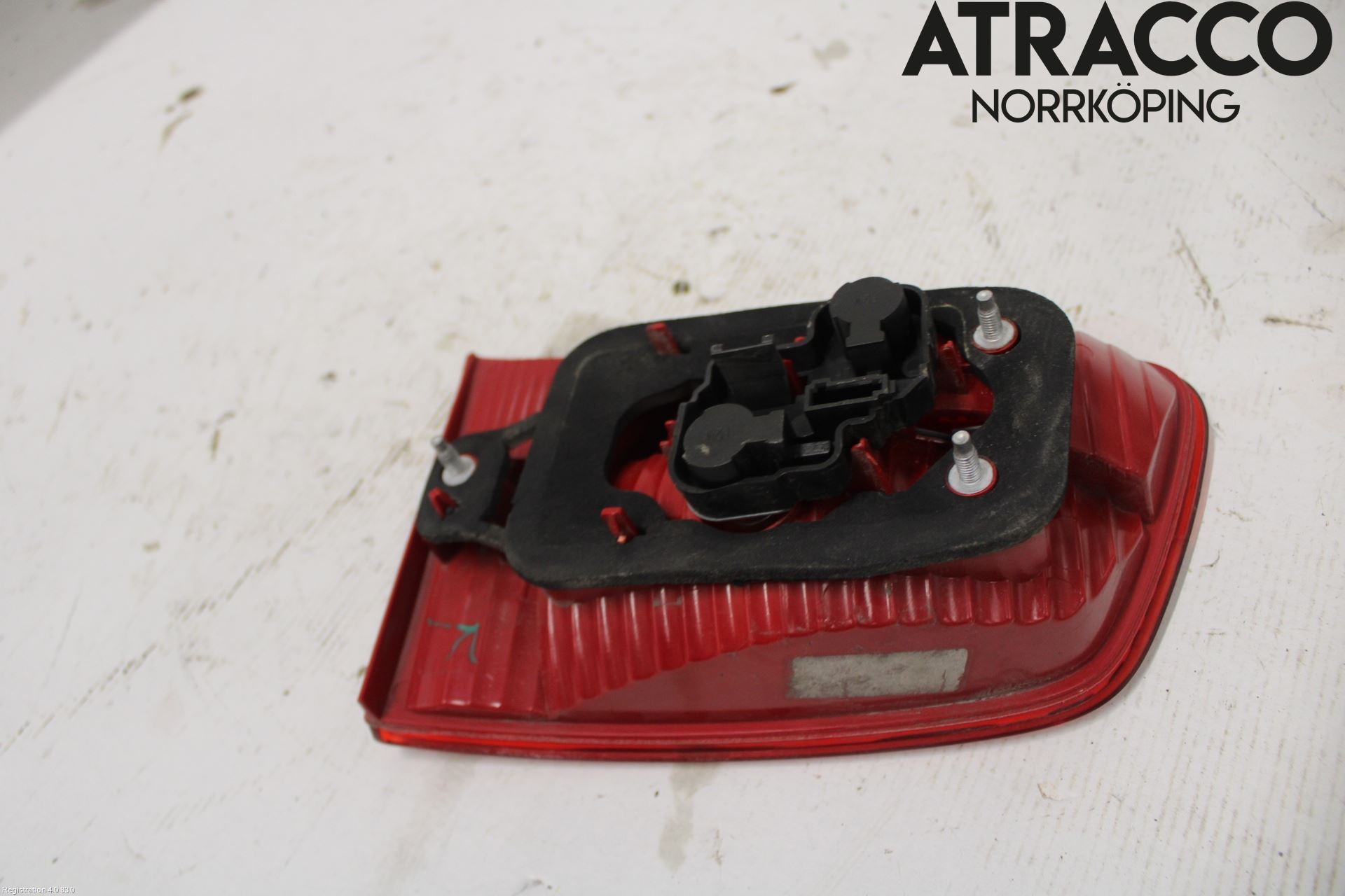 Saab 9-5     06-10 Bakljus Lucka Vä