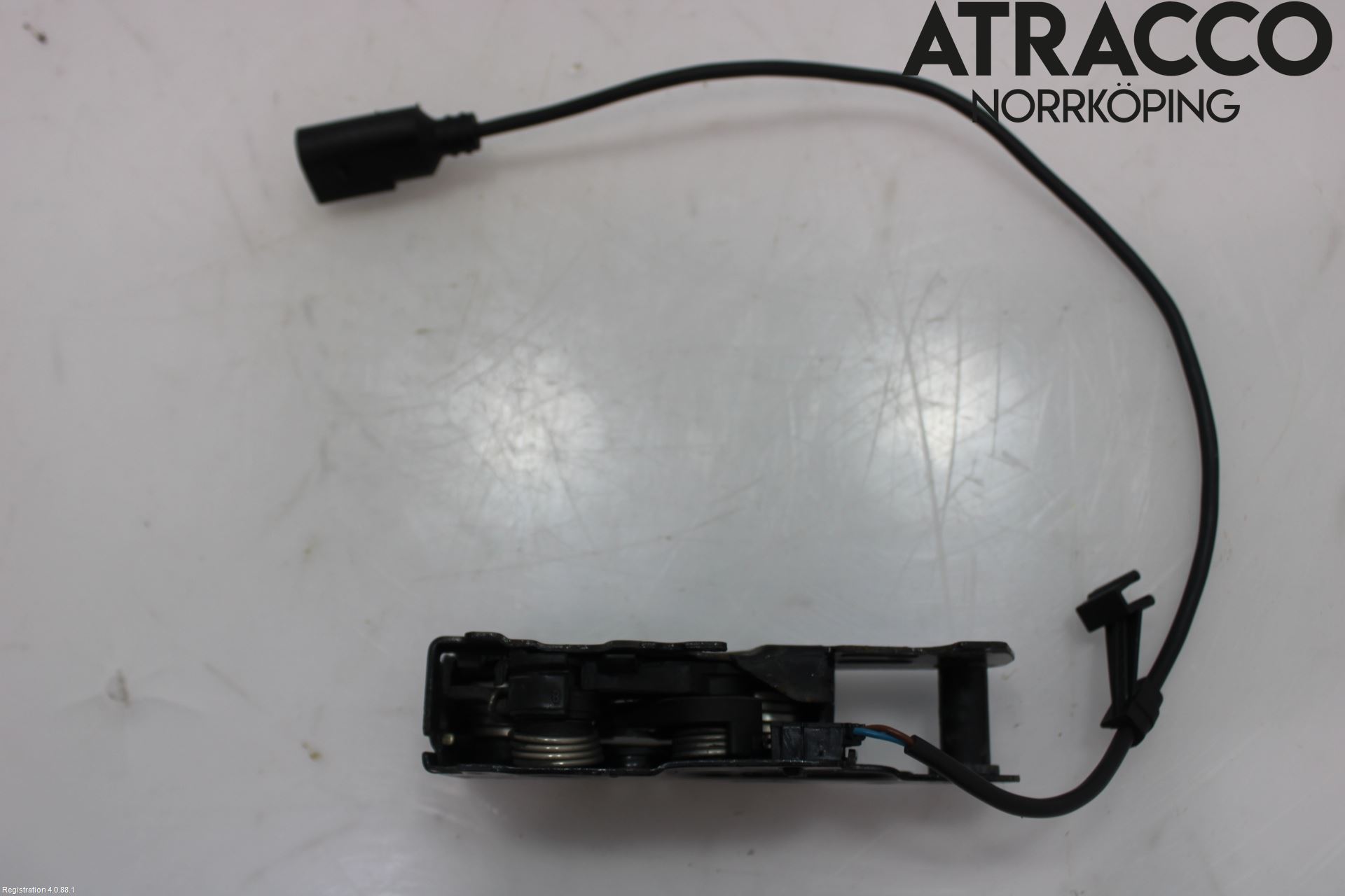 Audi A4/S4 08-11 Huvlås