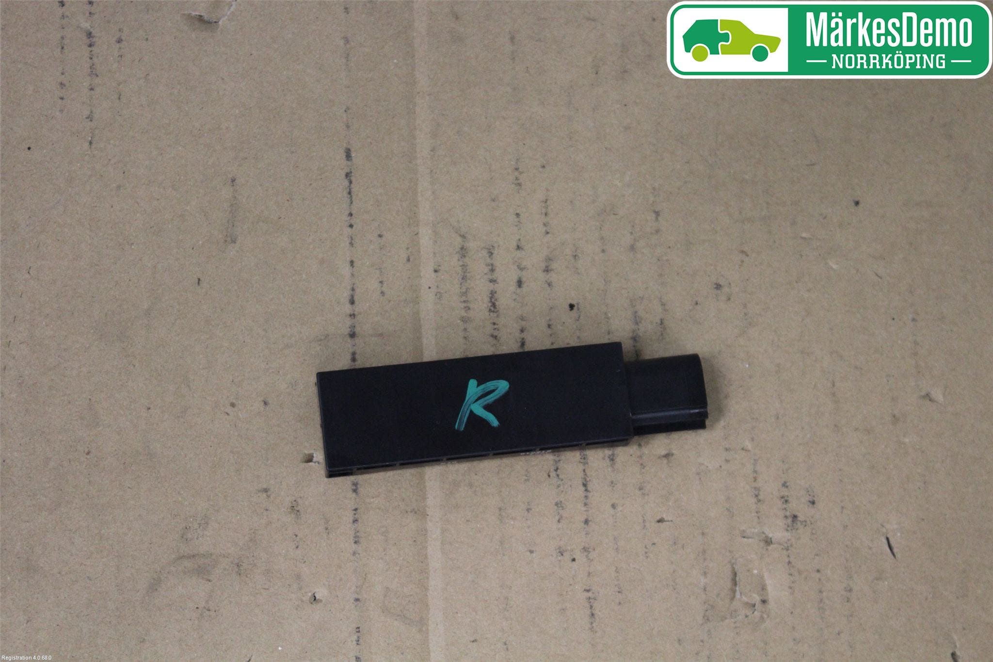 Volkswagen VW TIGUAN 16-24 Antenn