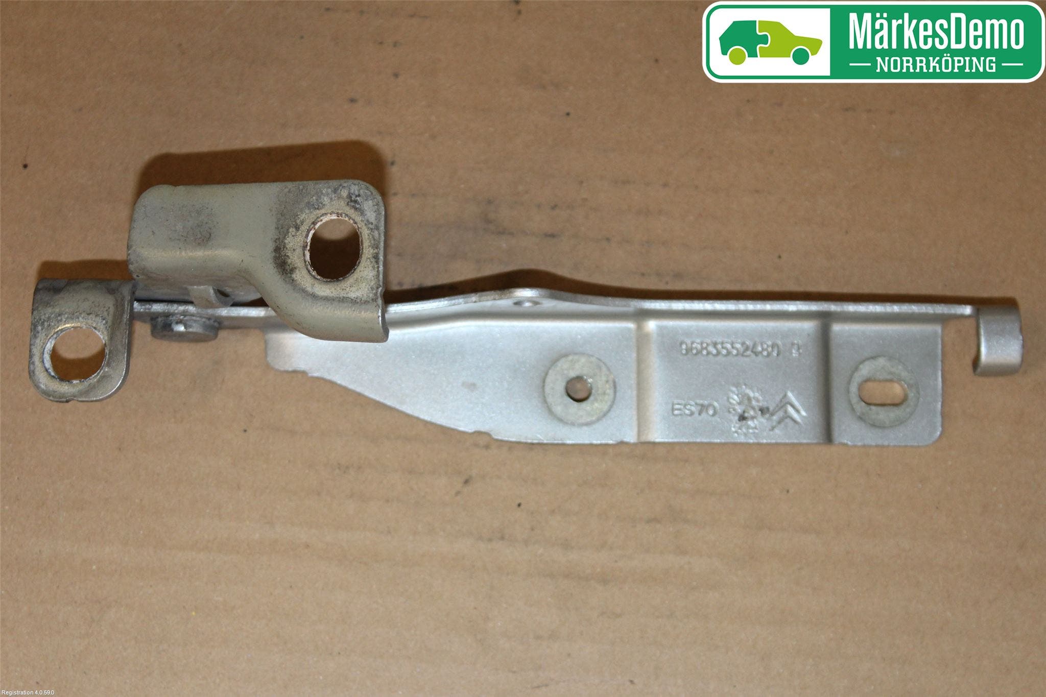 Citroen C3 10-17 Huvgångjärn