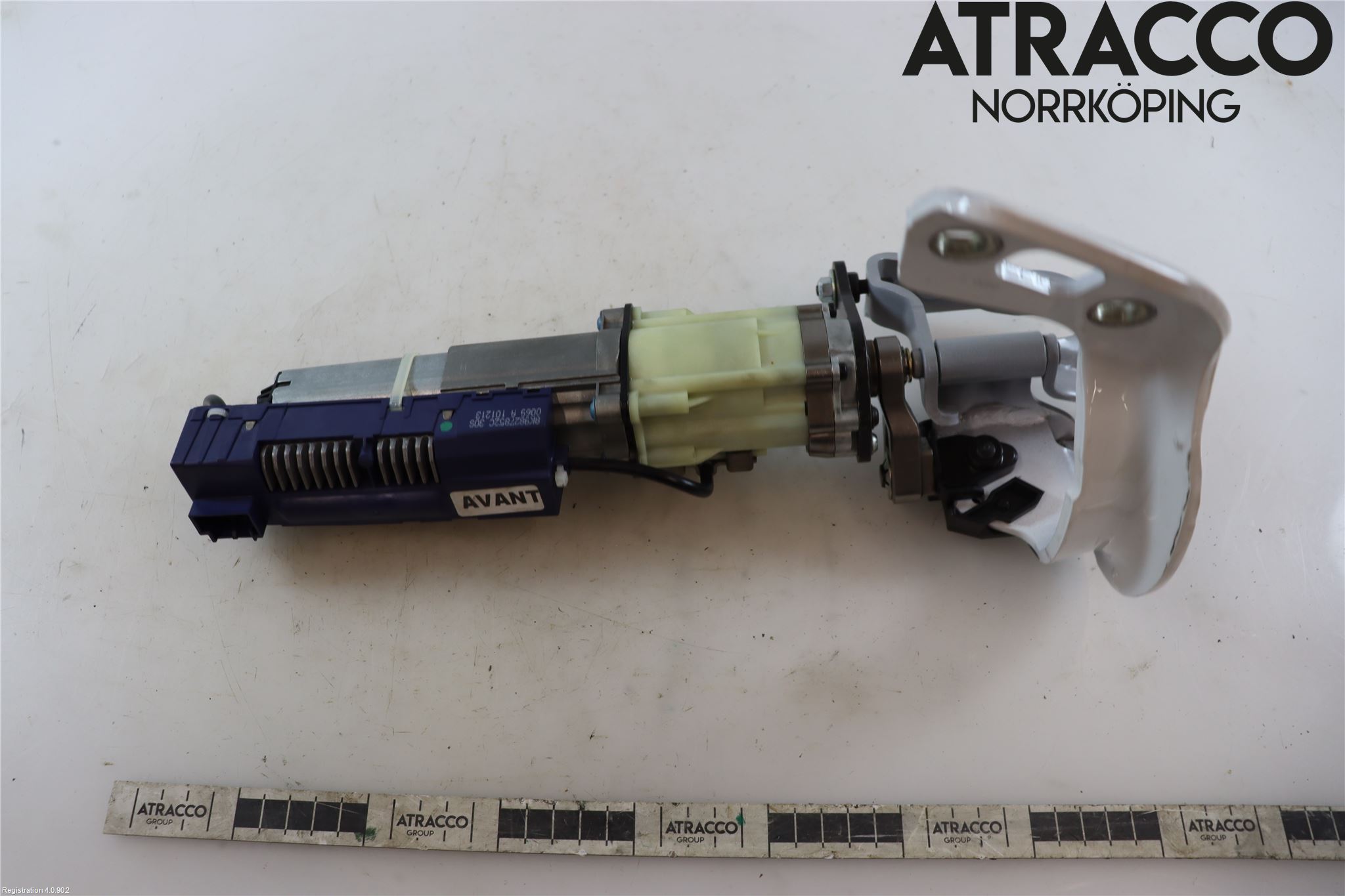 Audi A4 12-15 Bakluckeöppnare Automatisk