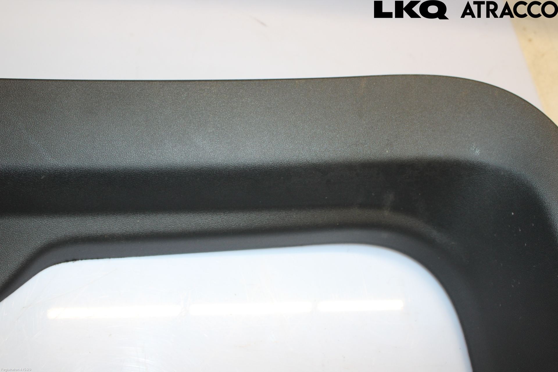 Tesla MODEL Y 21- Inredning Bakluckeklädsel