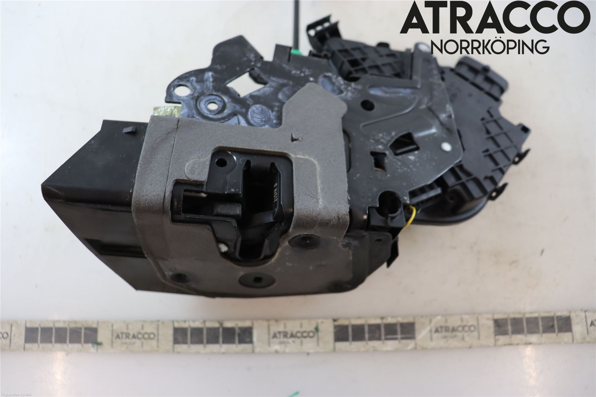 Jaguar F-PACE Låskista-Dörrlås