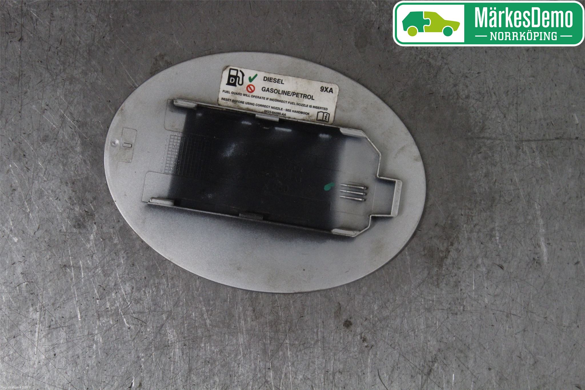 Jaguar XF 08-15 Tanklucka