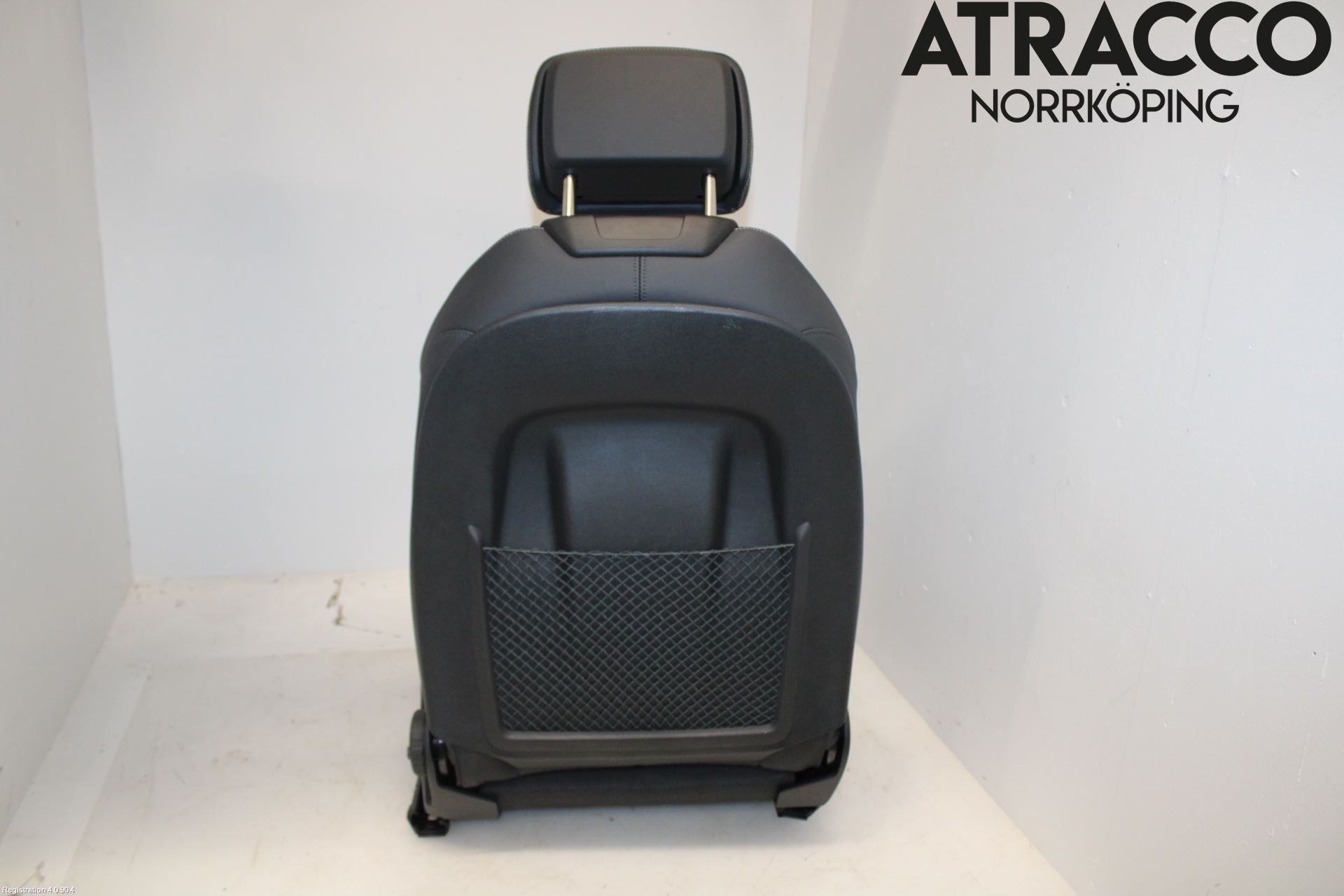 Audi A4/S4 B9 20- Inredning Stol Fram Vä