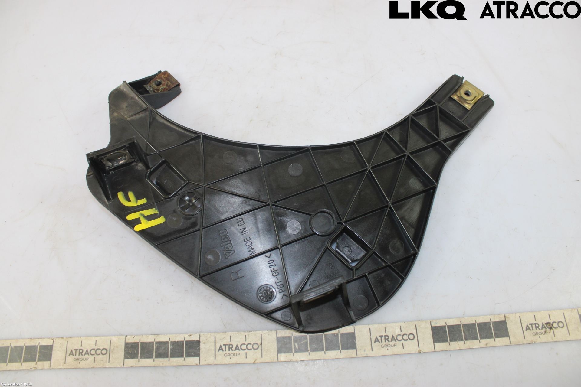 Audi A4/S4 01-05 Strålkast Fästsarg