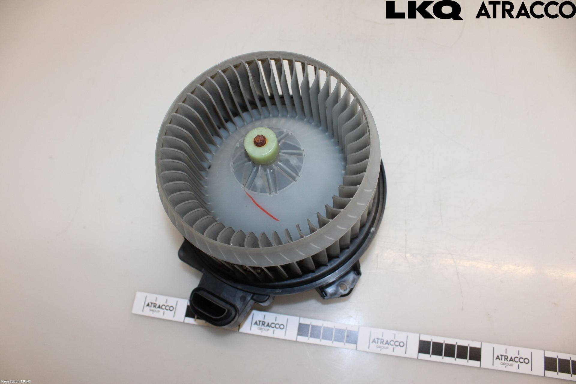 Toyota AVENSIS 09-15 Värmefläkt
