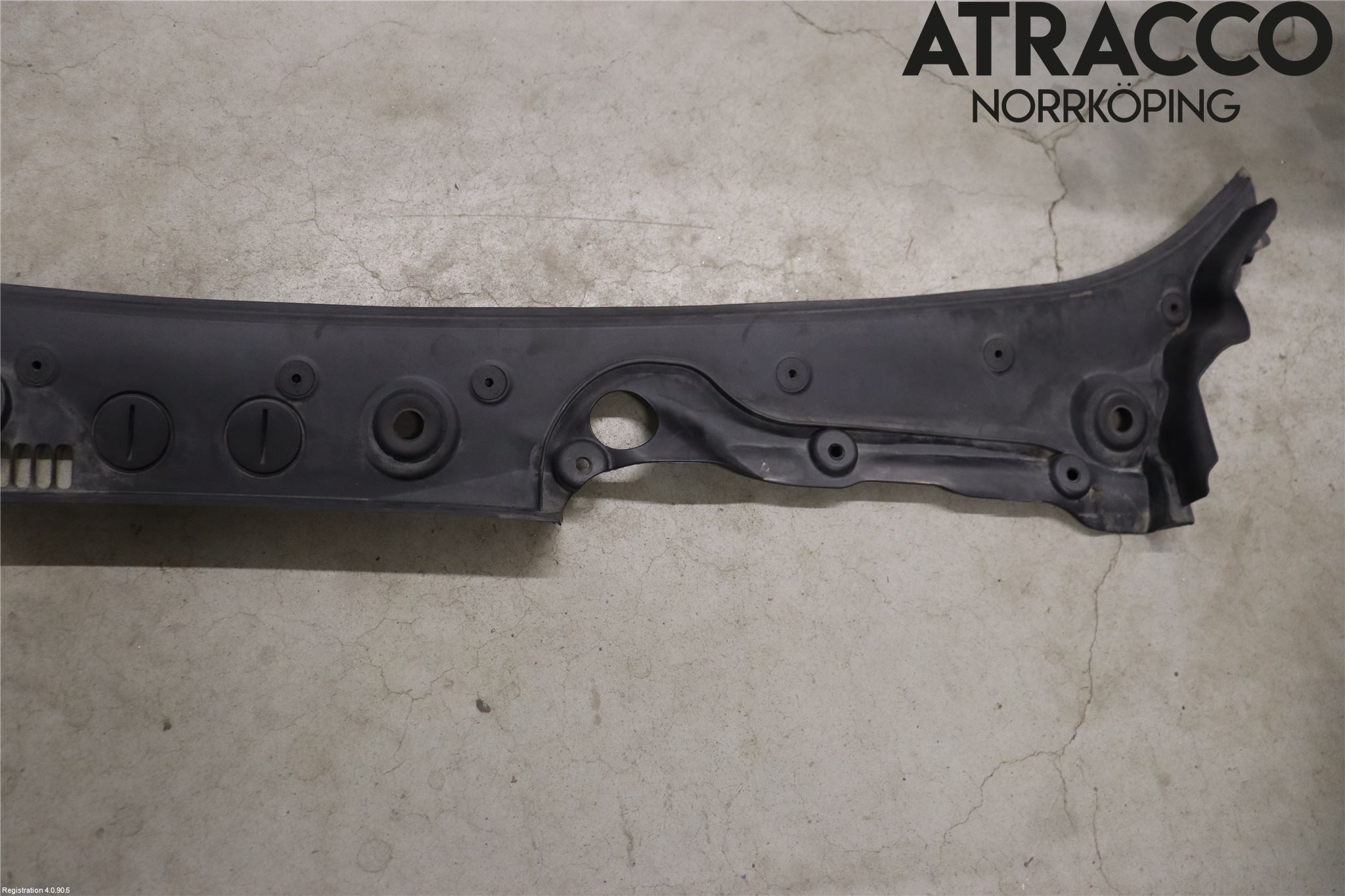 BMW 5 F10/F11/F18 09-17 Torpedplåt-Torpedplast