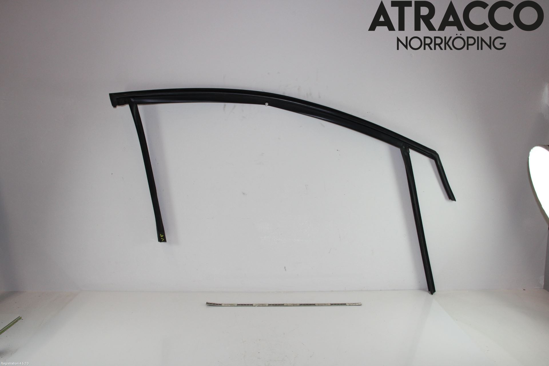 Ford FOCUS 15-18 Dörr Dekorlist Fram Vä