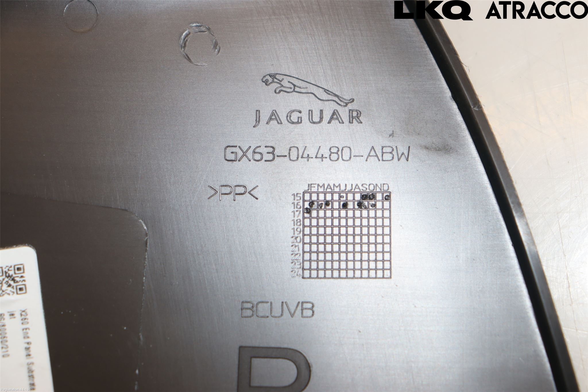 Jaguar XF (X260) 16-24 Instrumentbräda Sparkskydd
