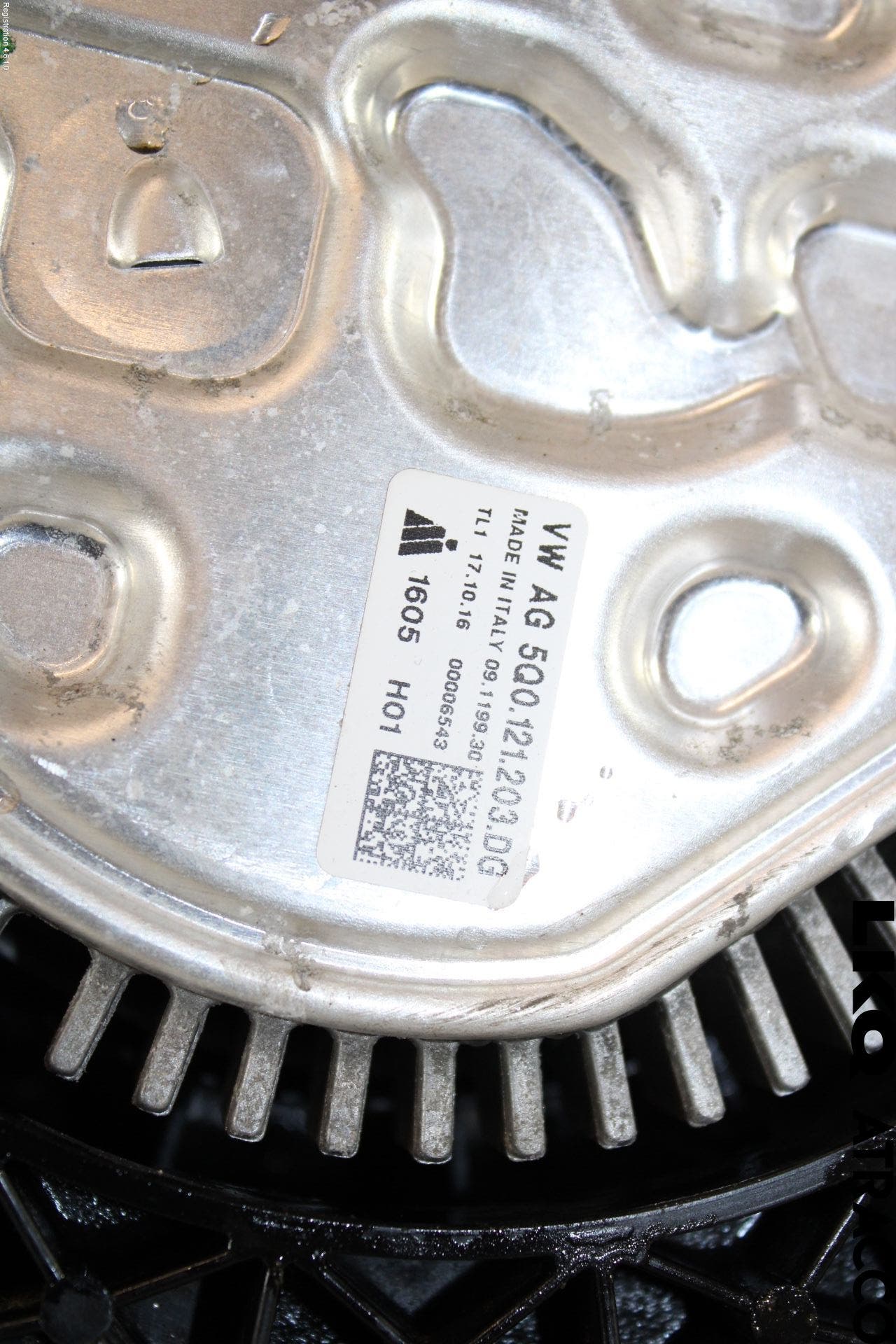 Volkswagen VW PASSAT 15-19 Kylfläkt El