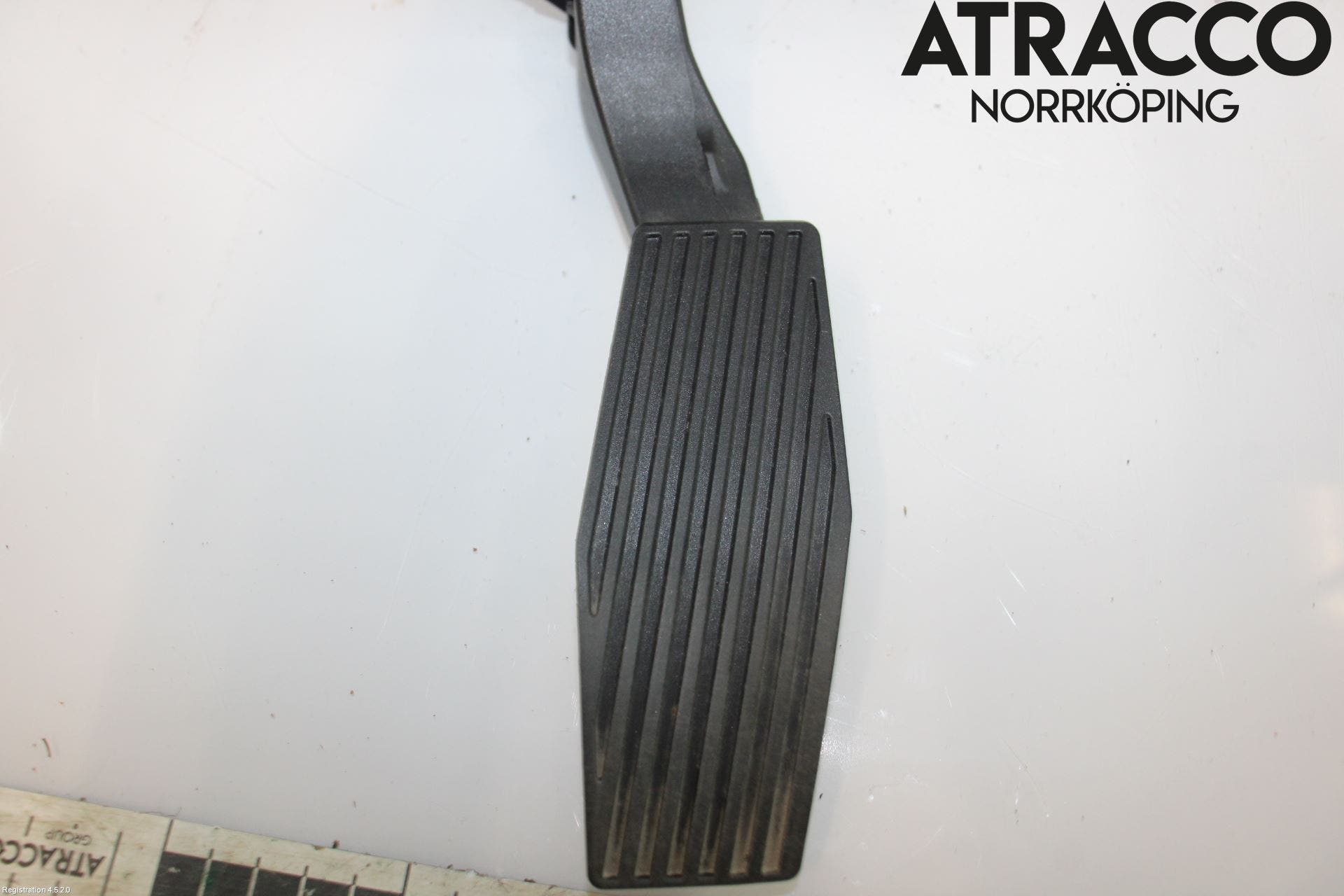 Opel ASTRA J 10-15 Gaspedal