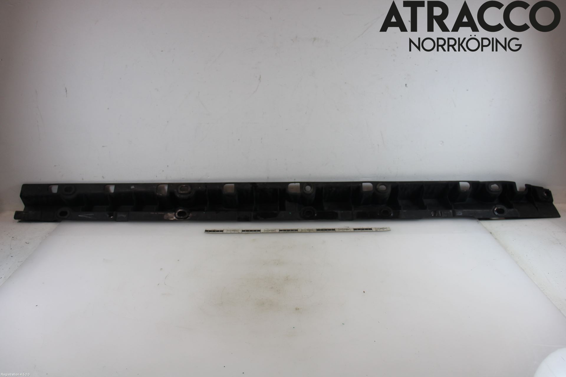 BMW X6 E71/E72   08-14 Sidokjol Hö