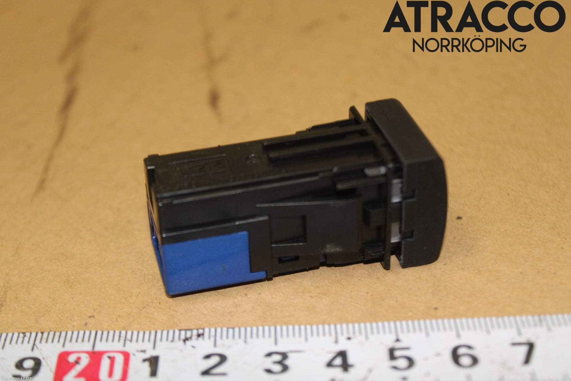 Toyota COROLLA 19- Strömställare Övrigt