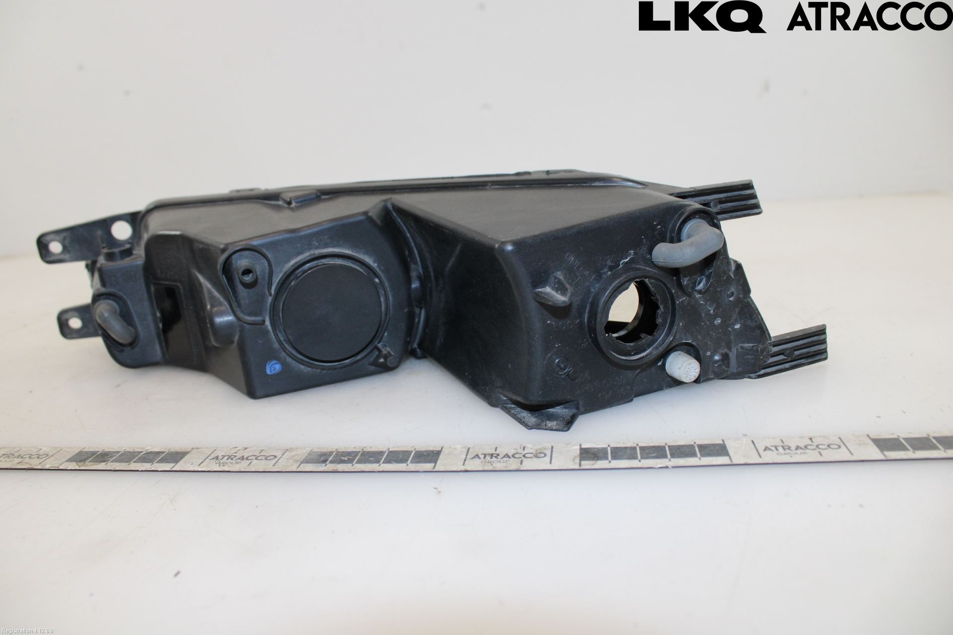 Volkswagen VW PASSAT 15-19 Dimljussarg Fram