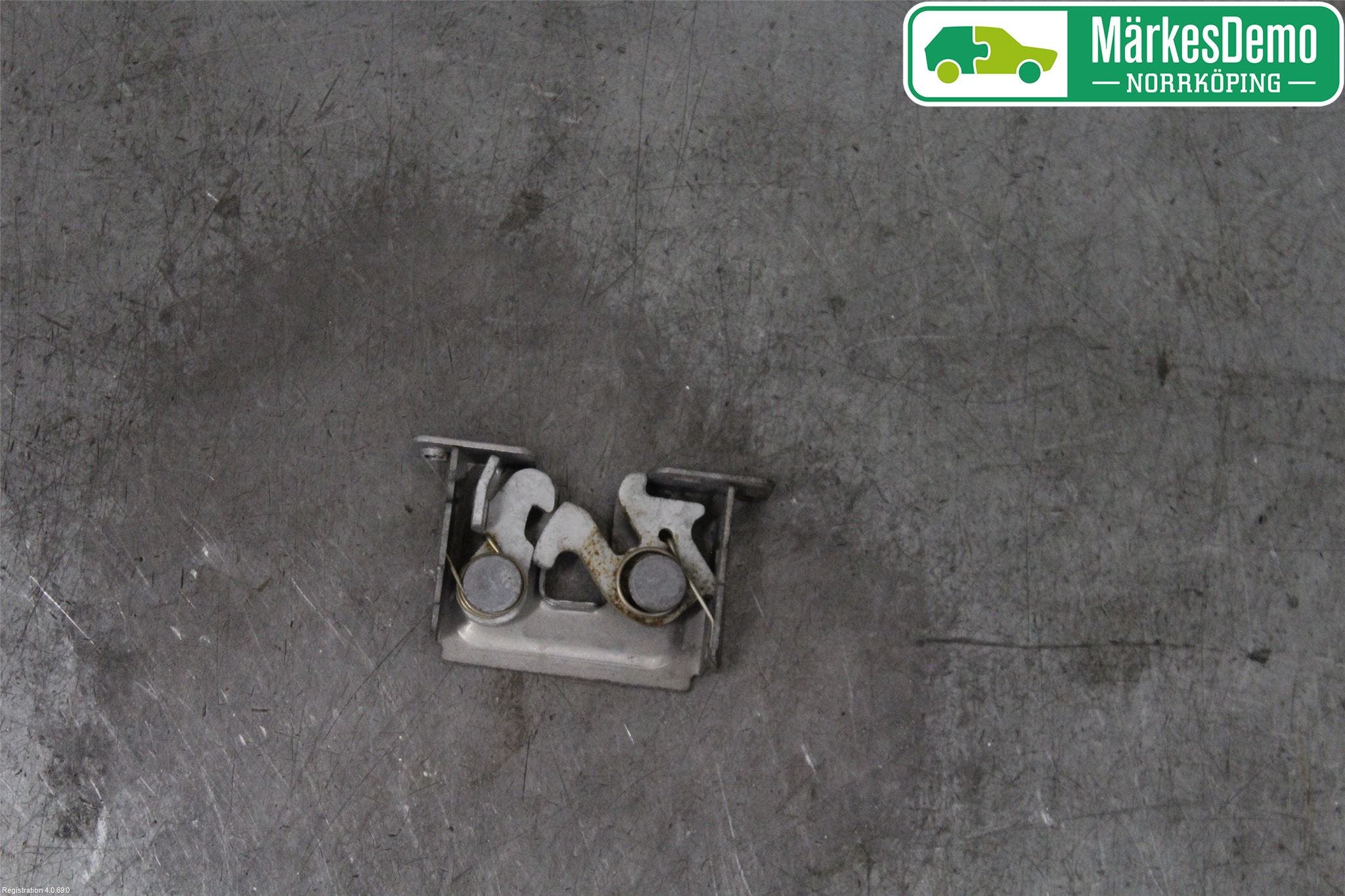 BMW 3 E90/91 SED/TOU 05-12 Huvlås