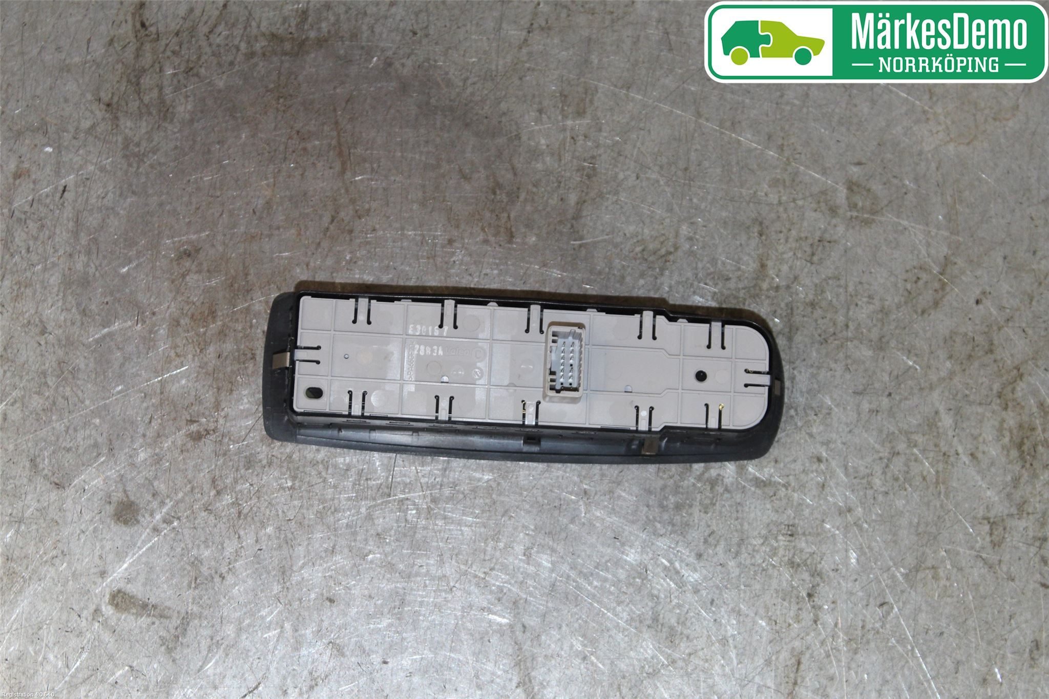 Renault MEGANE III 09-15 Strömställare Elhiss