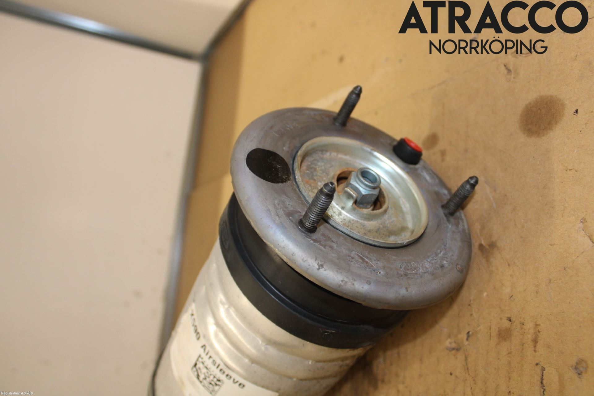 Jaguar I-PACE 18- Fjäderben Fram Vänster