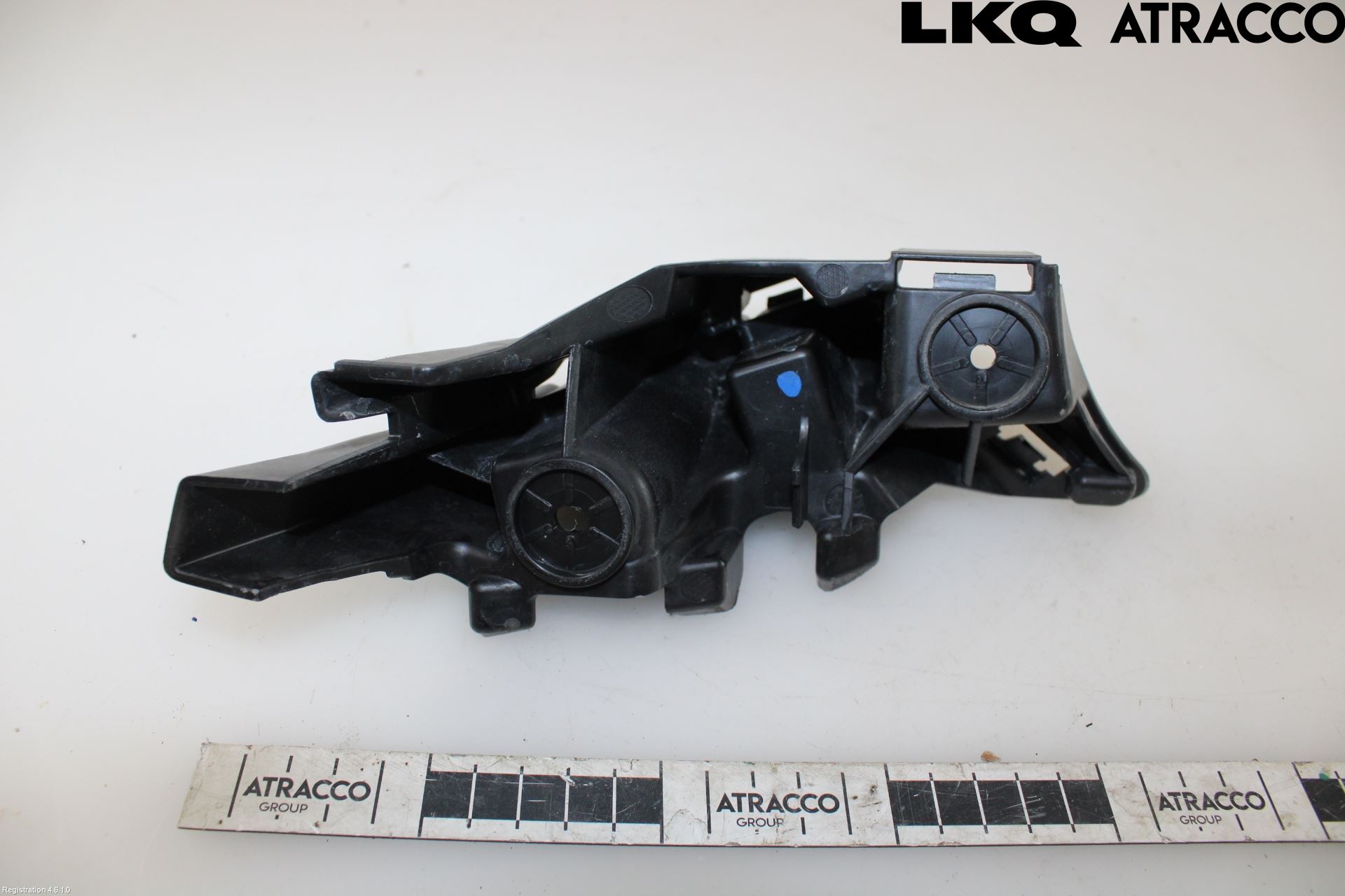 Seat LEON 20- Stötfångarfäste Bak Hö