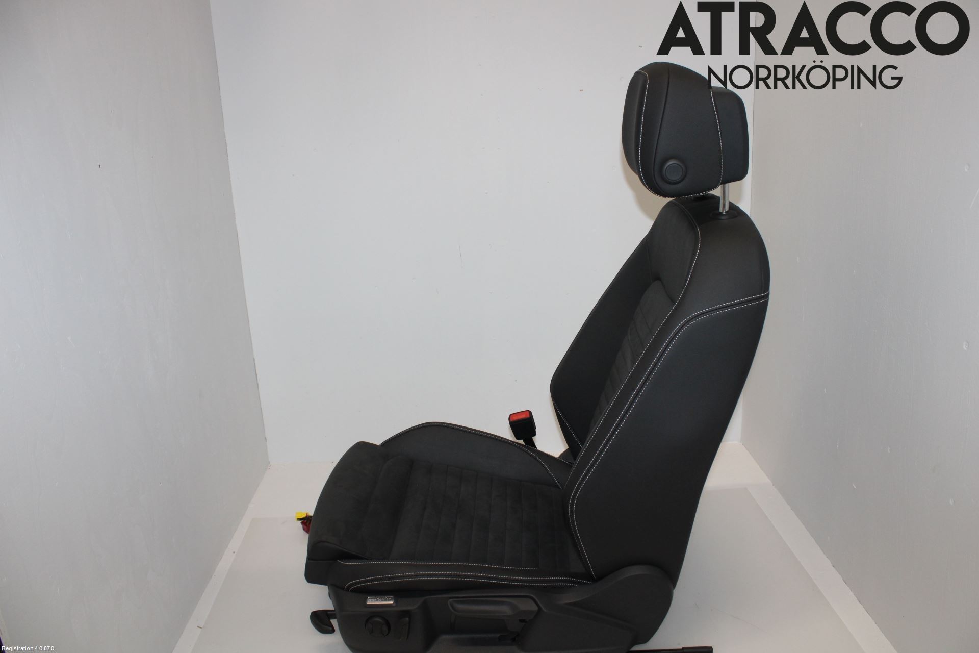 Volkswagen VW PASSAT 20-24 Inredning Stol Fram Vä