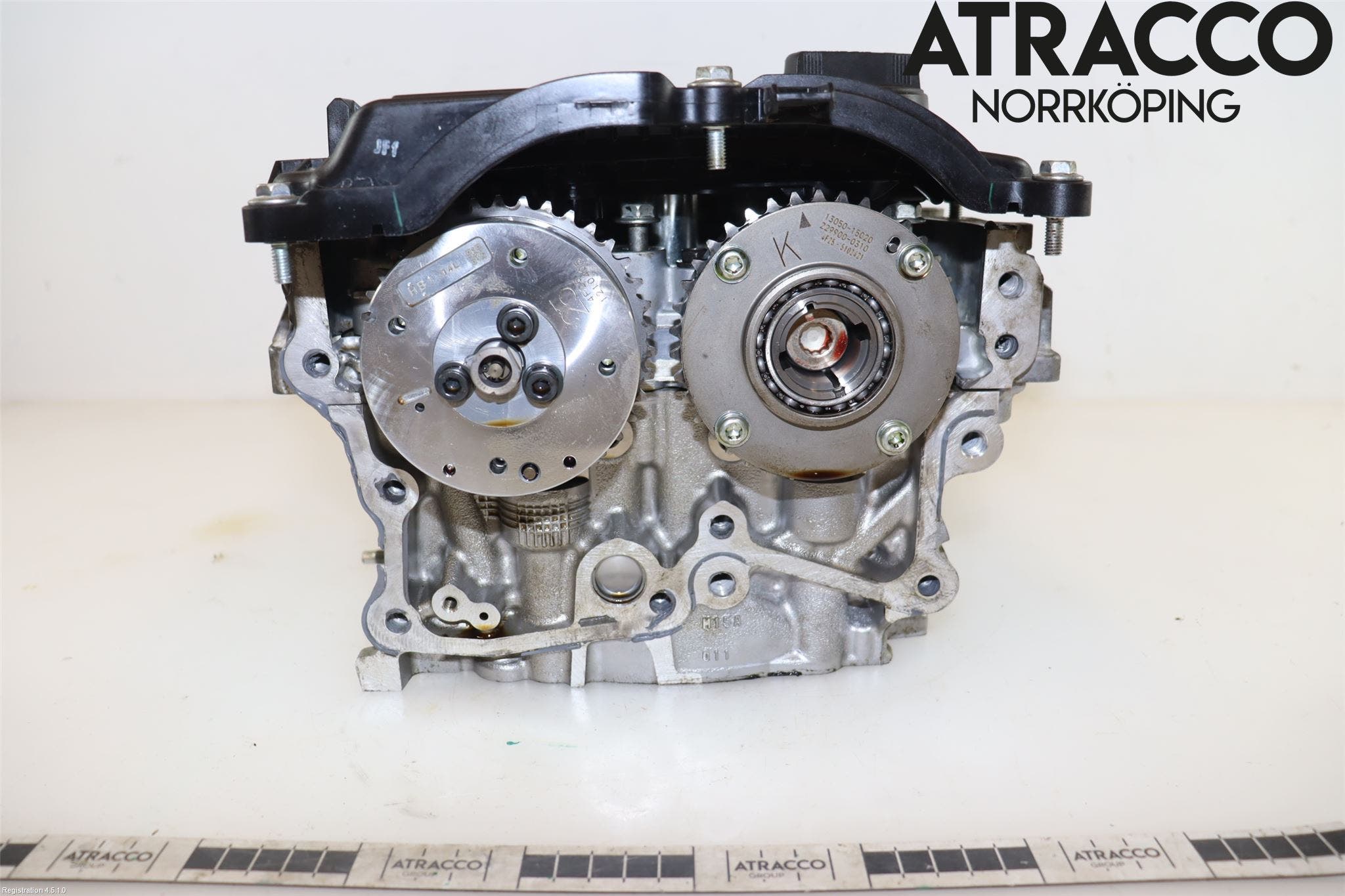 Toyota YARIS XP21 20- Topplock Bensin