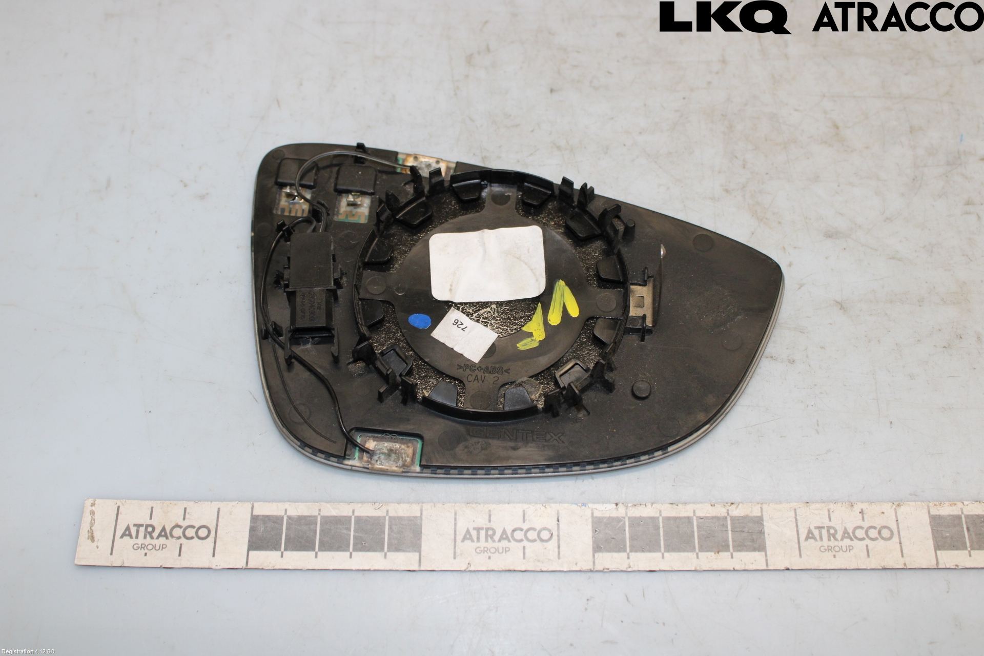 Volkswagen VW PASSAT 11-14 Spegelglas Vä