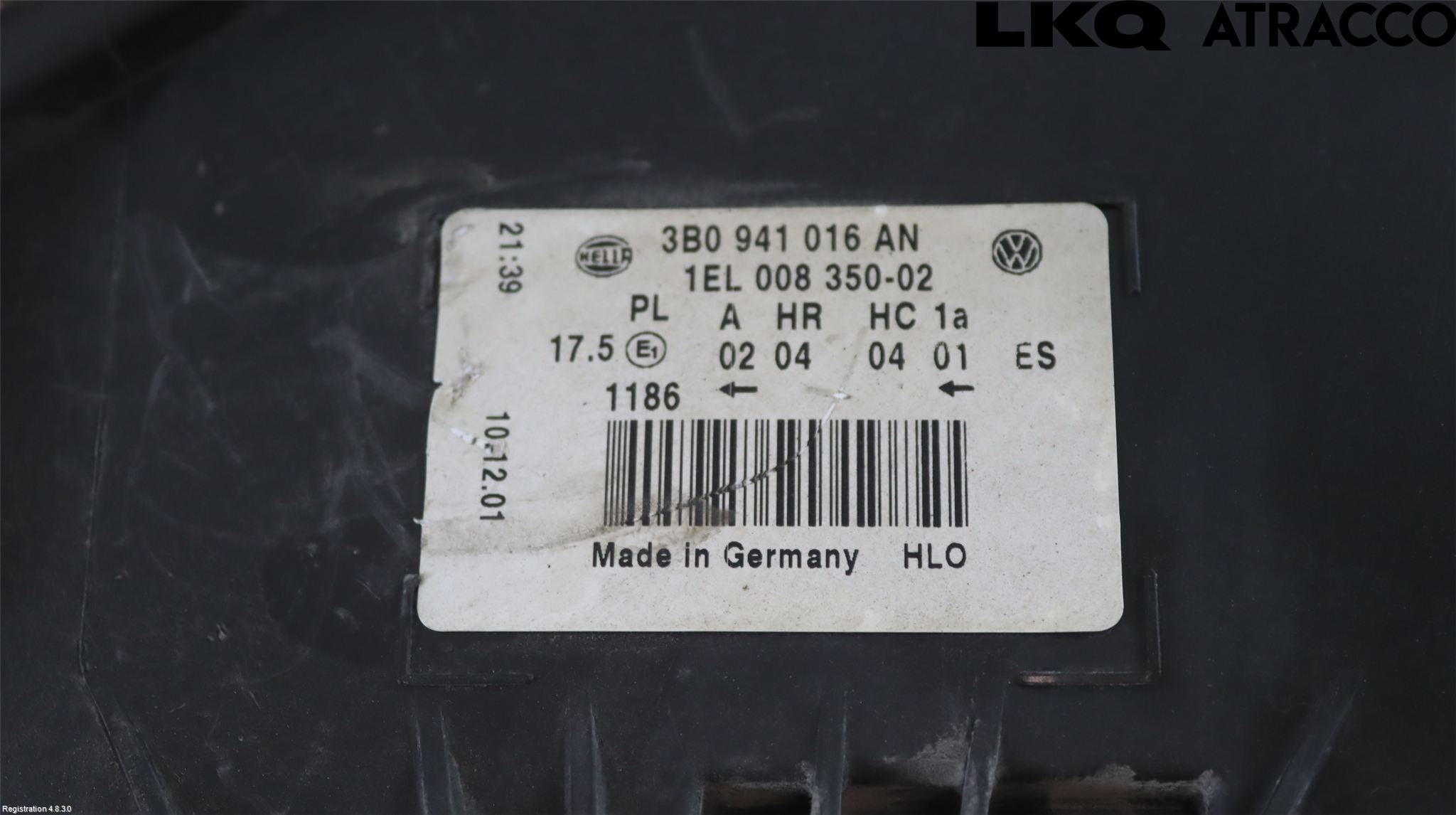 Volkswagen VW PASSAT 01-05 Strålkastare Höger