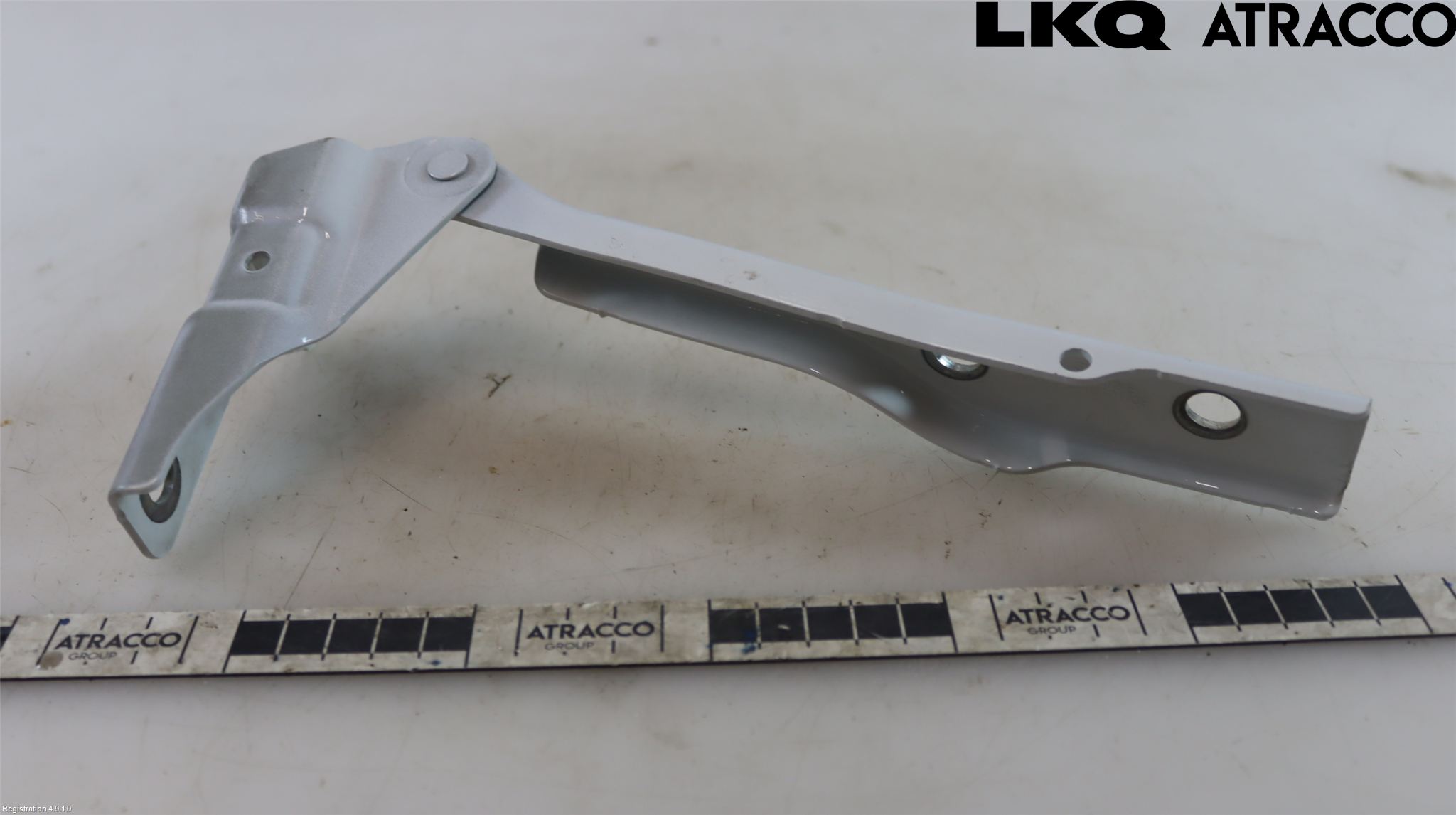 Volkswagen VW POLO 10-17 Huvgångjärn