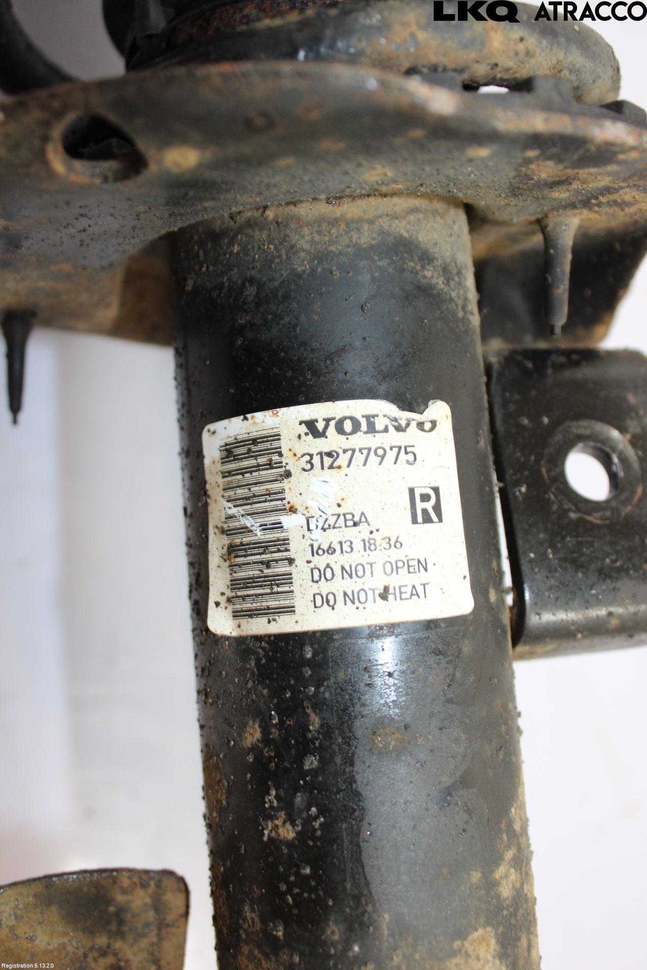 Volvo V60 14-18 Fjäderben Fram Höger
