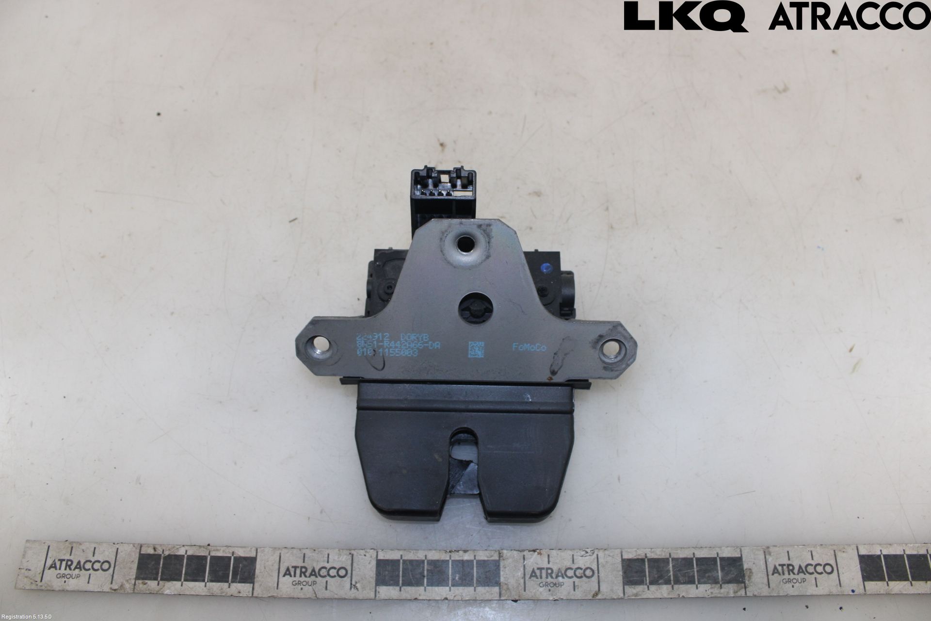 Ford FOCUS 11-14 Låskista Baklucka