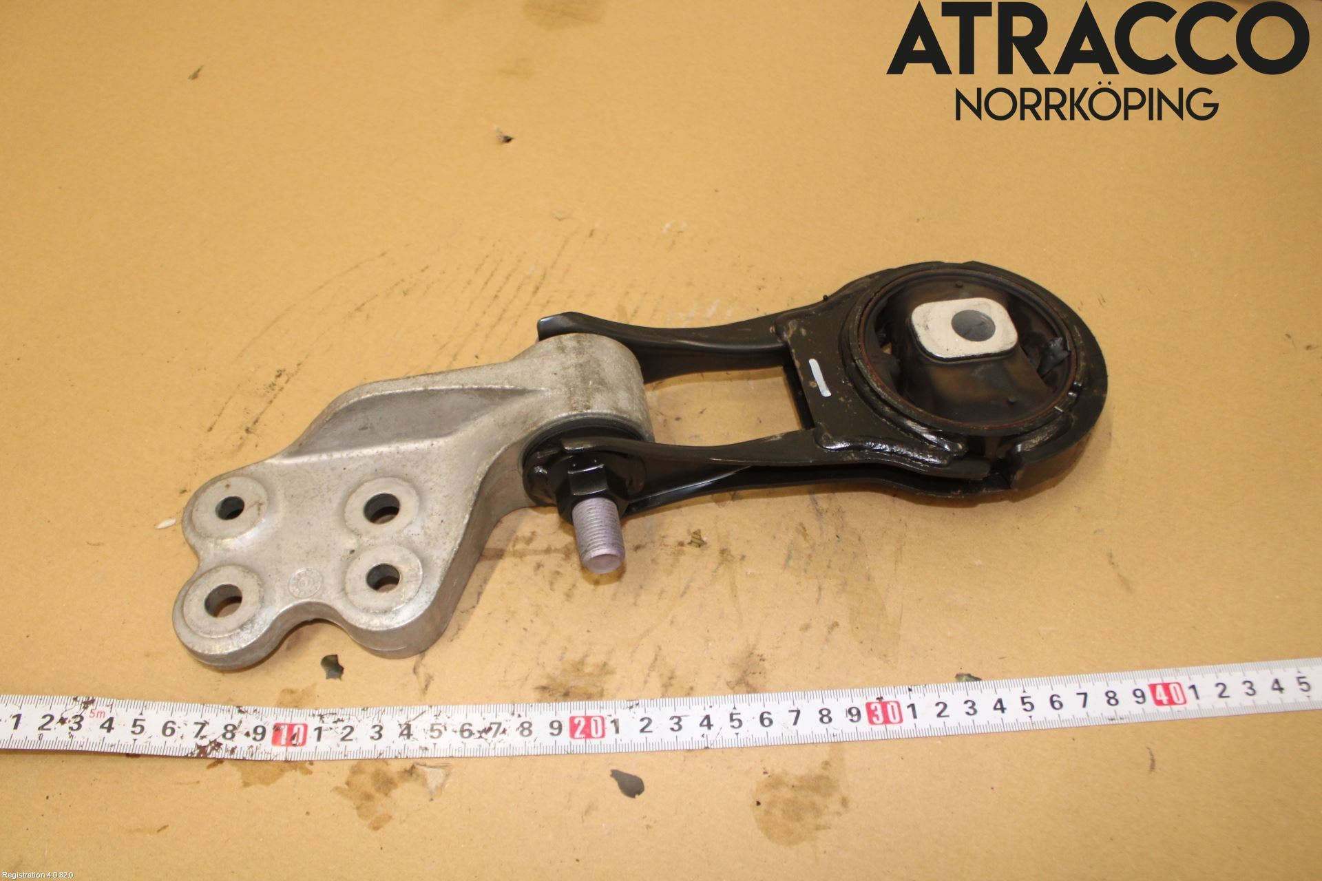 Toyota COROLLA 19- Motorfäste