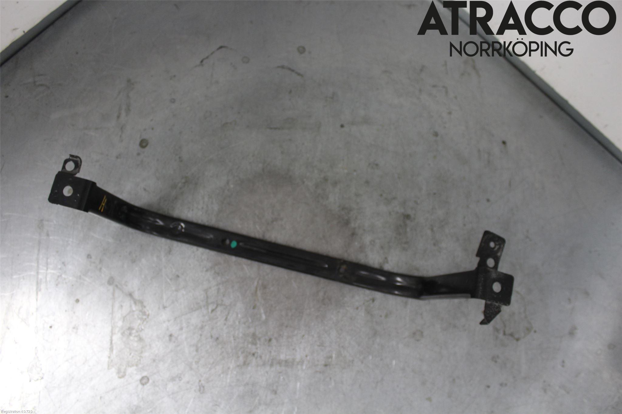 Volvo XC40/RECHARGE 18- Bränsletanksband