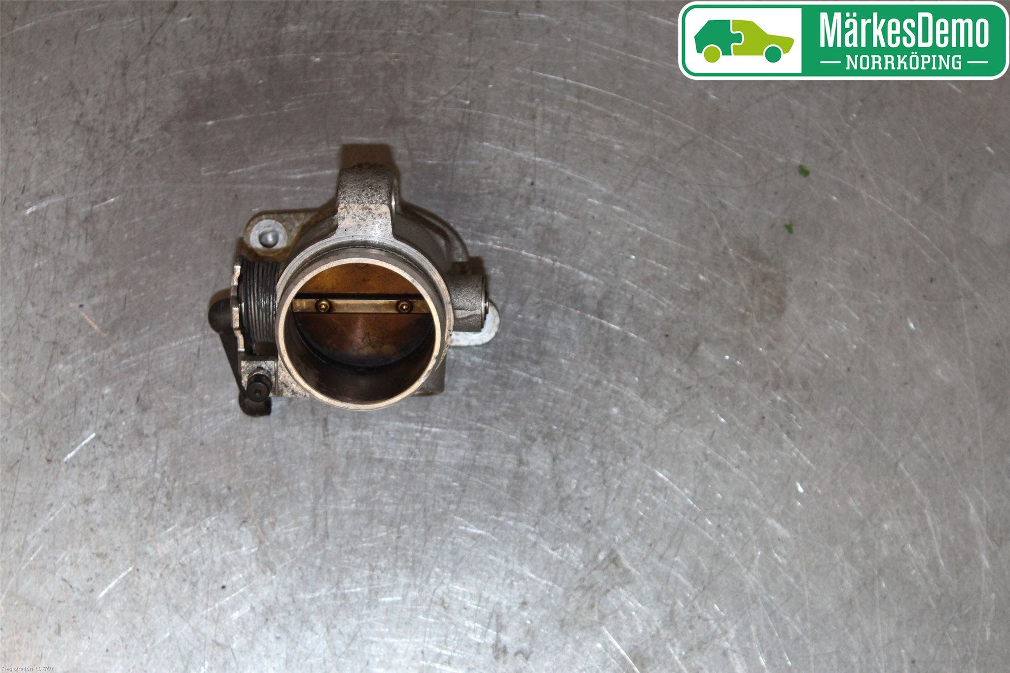 BMW 5 E60/61 Sed/Tou 02-10 Injspjällhus