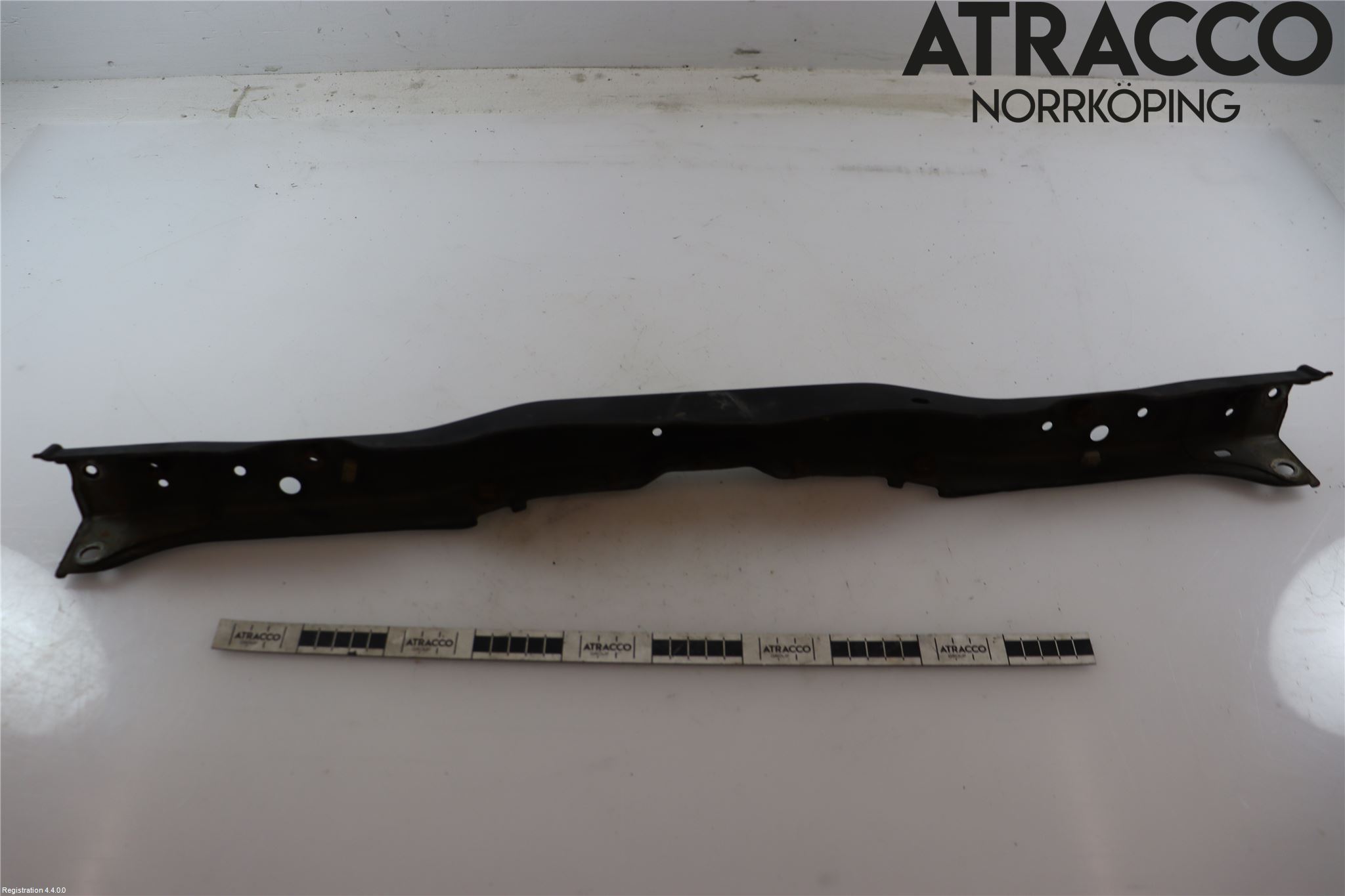 Toyota AVENSIS 03-06 Kylarfäste-Ram-Balk