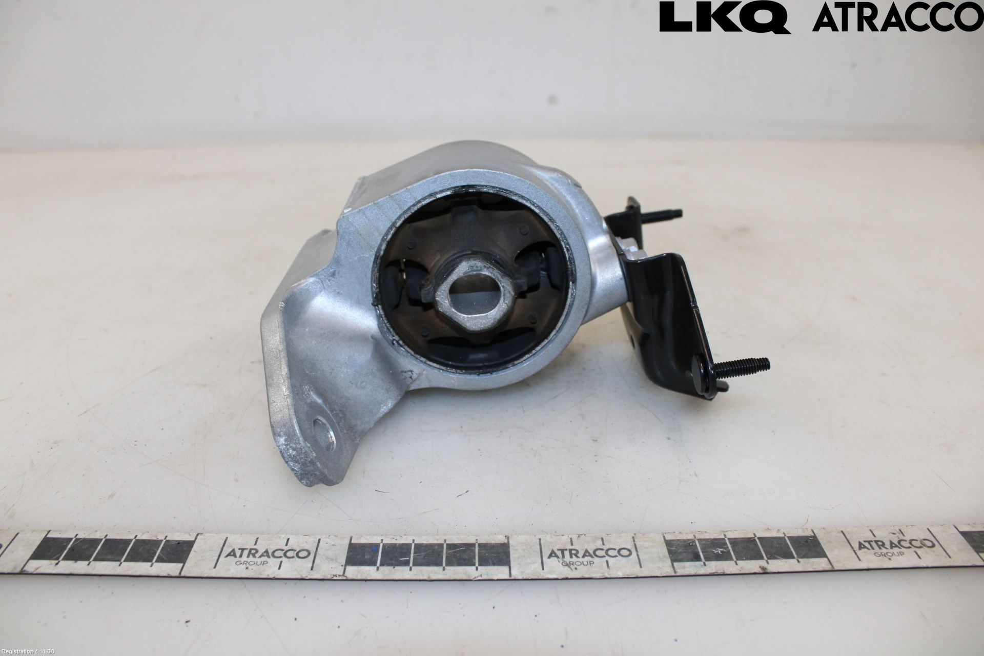 Toyota RAV4 19- Växellådsfäste