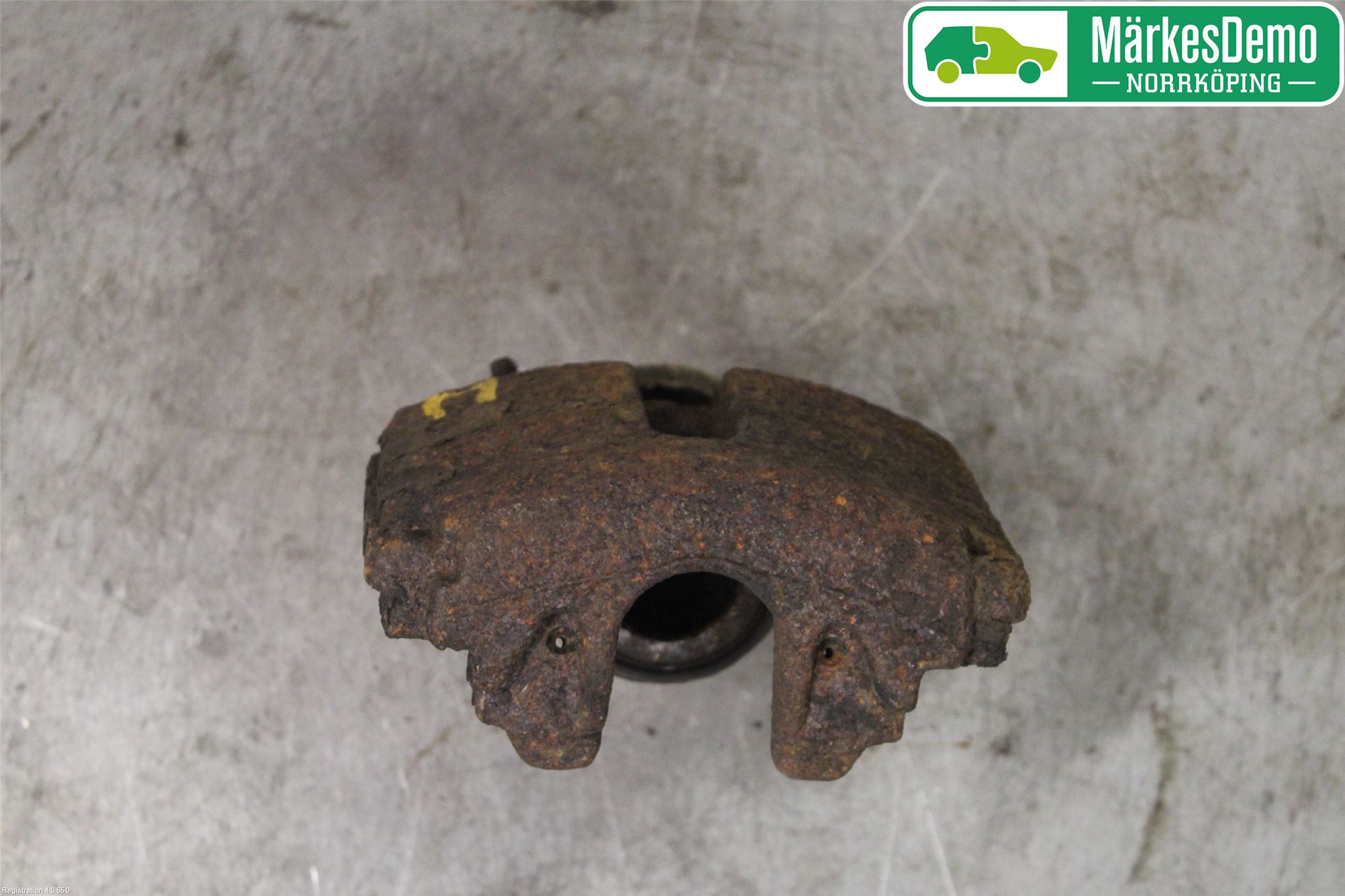 Volkswagen VW PASSAT 05-11 Bromsok Fram Höger