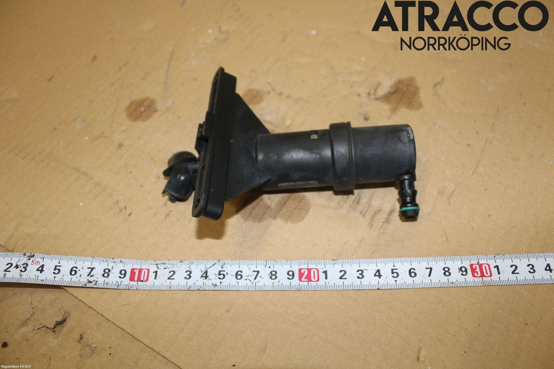 BMW 5 E60/61 Sed/Tou 02-10 Spolarmunstycke Strålkastare