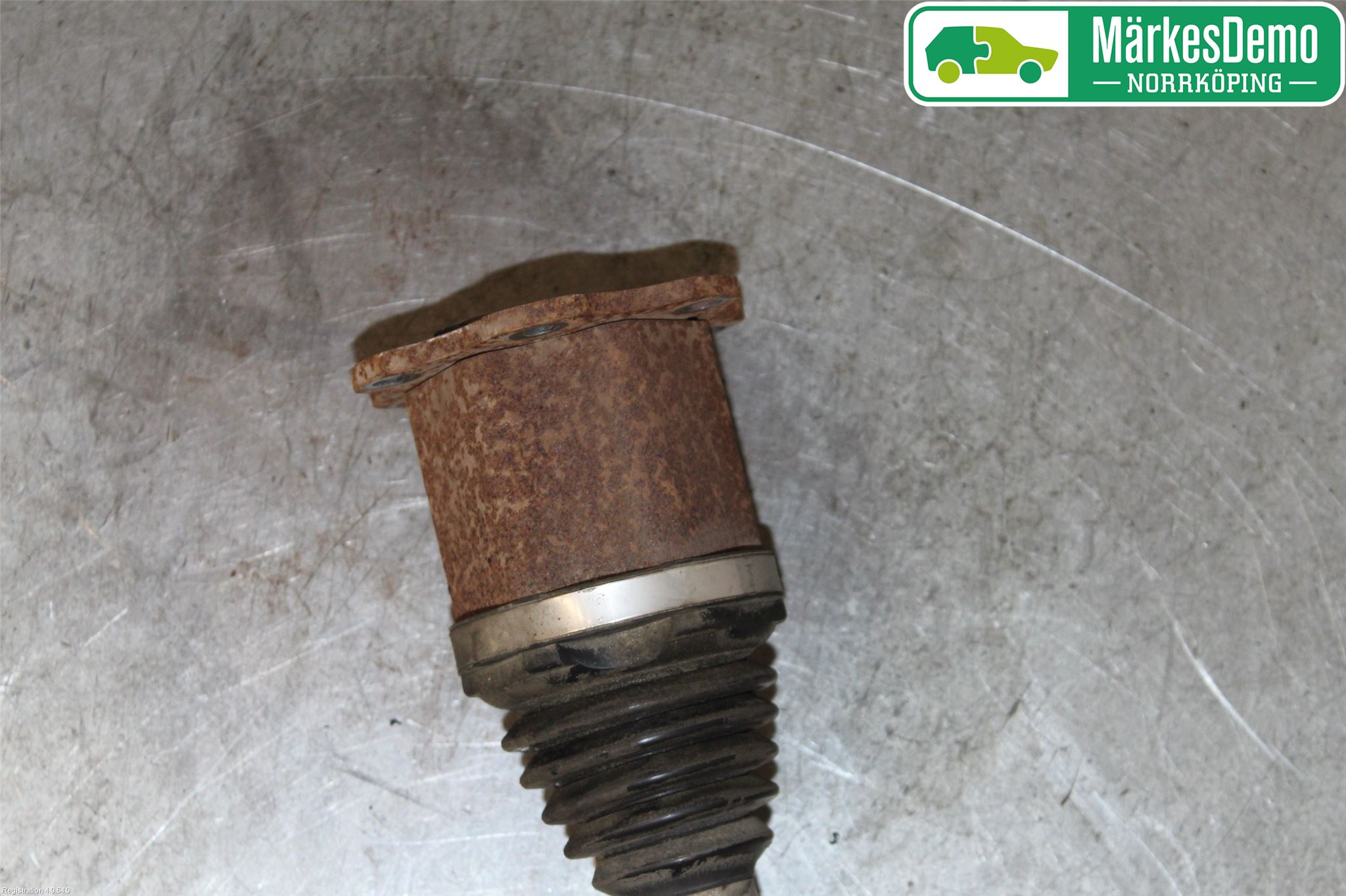 Audi A3/S3 8V 13-20 Drivaxel Fram Vänster