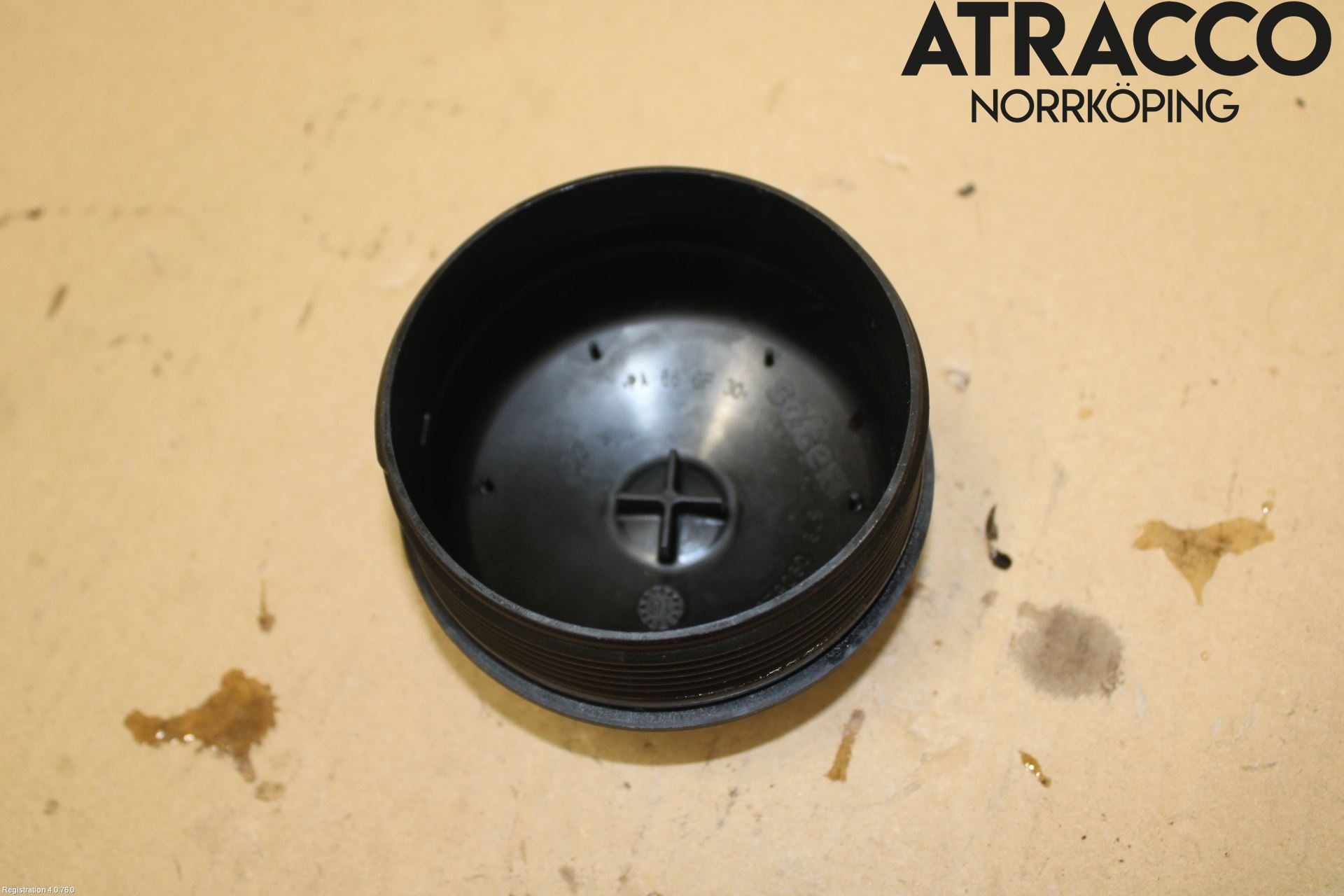 Nissan QASHQAI 14-17 Oljefilterhållare
